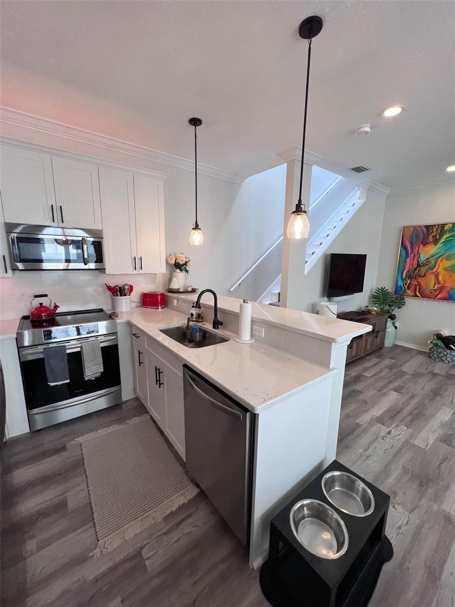 411 S MELVILLE AVENUE, #4, Tampa, FL 33606