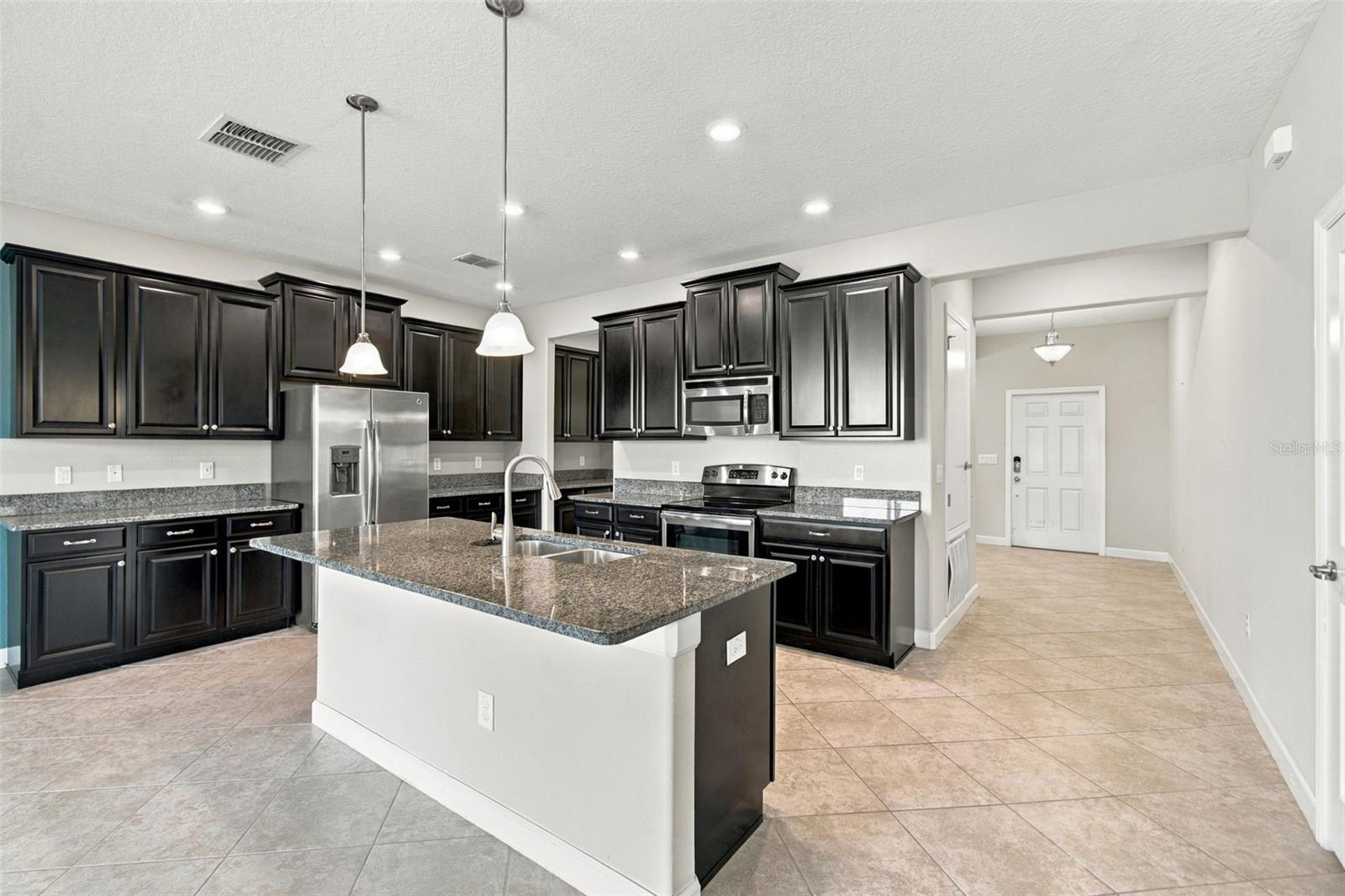 12317 BALLENTRAE FOREST DRIVE, Riverview, FL 33579