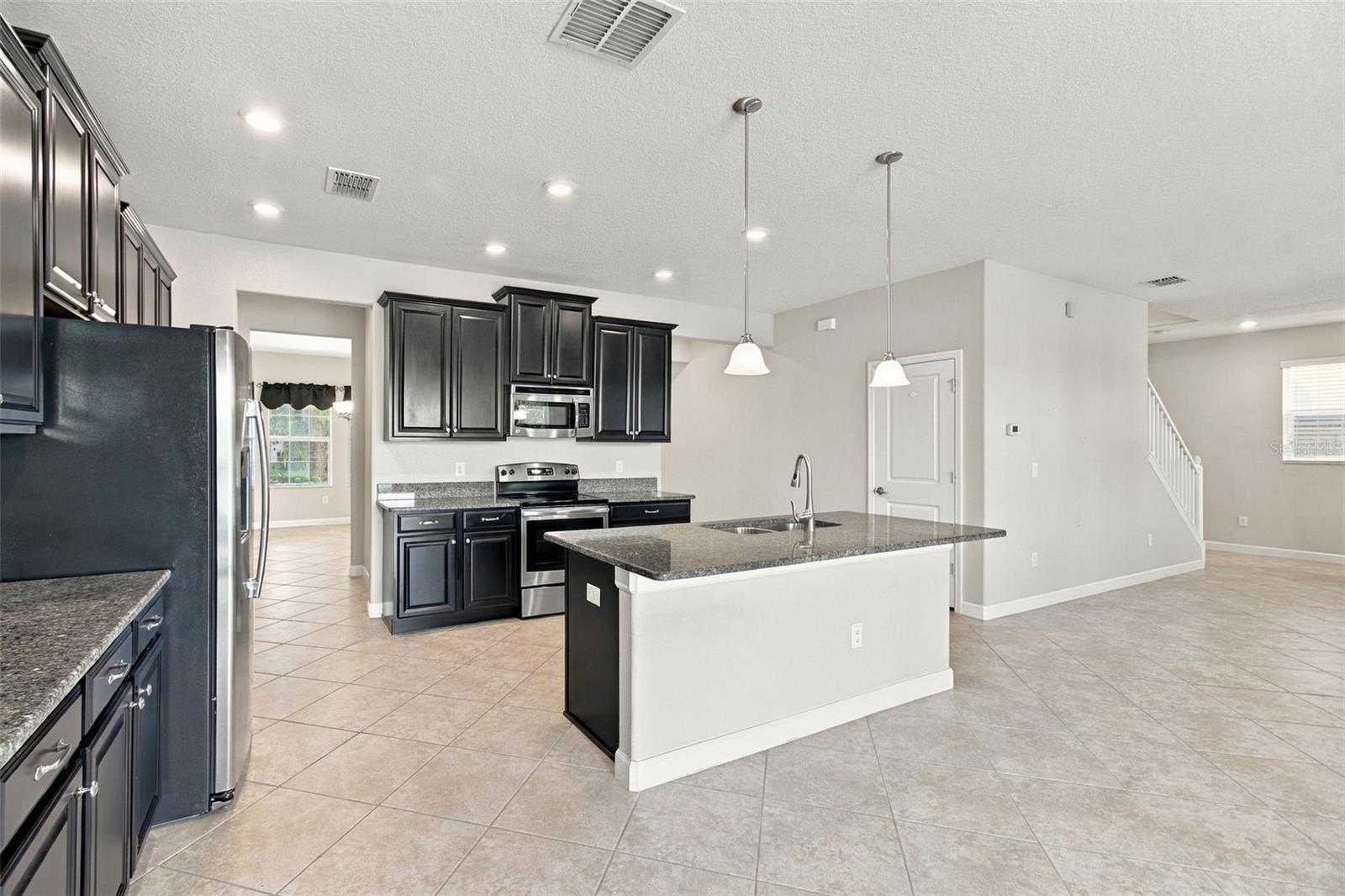 12317 BALLENTRAE FOREST DRIVE, Riverview, FL 33579