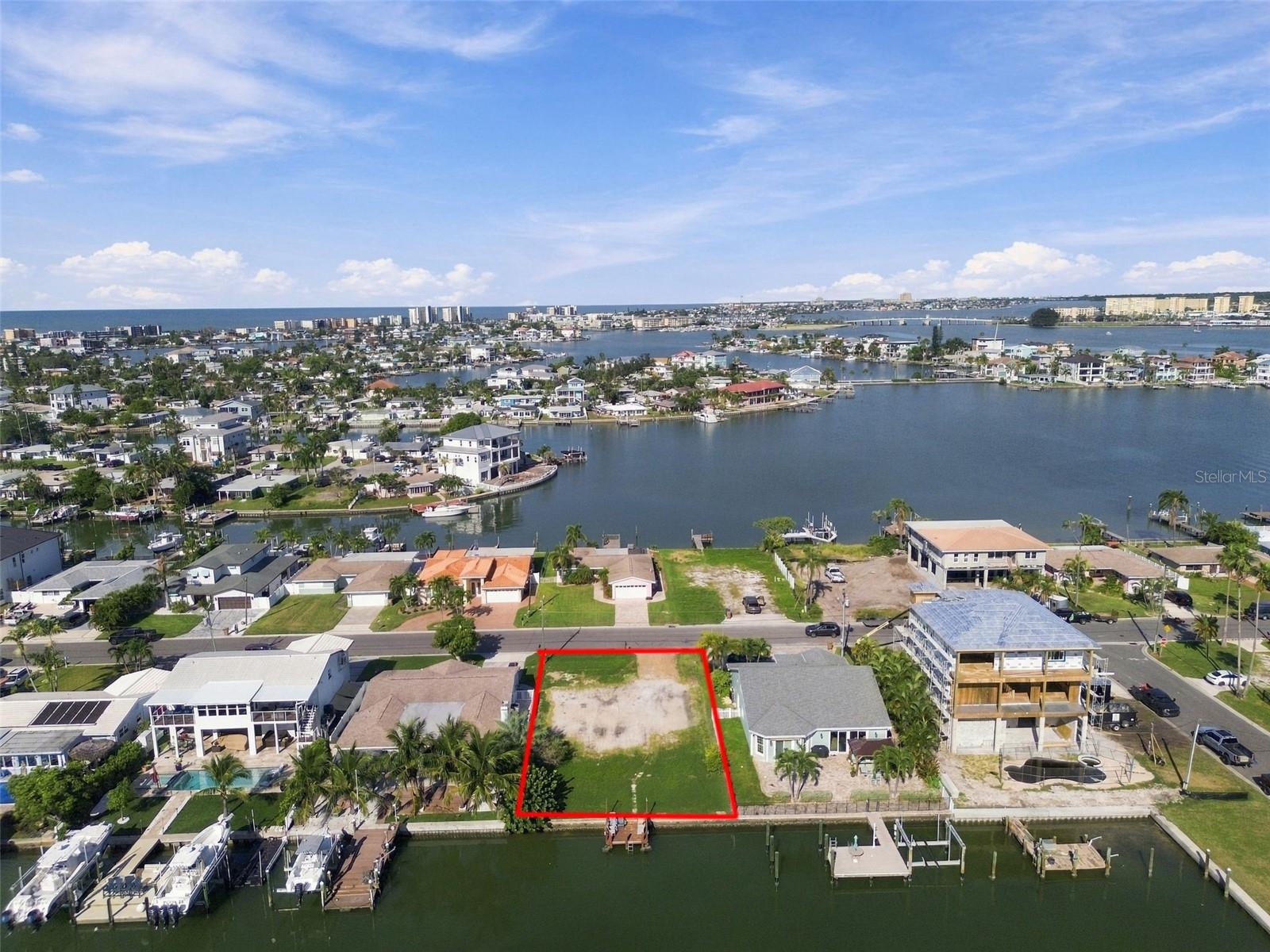553 CRYSTAL DRIVE, Madeira Beach, FL 33708