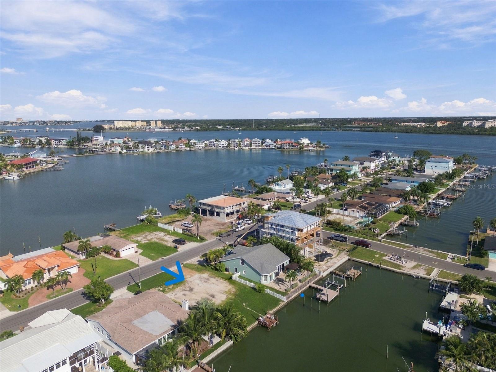 553 CRYSTAL DRIVE, Madeira Beach, FL 33708