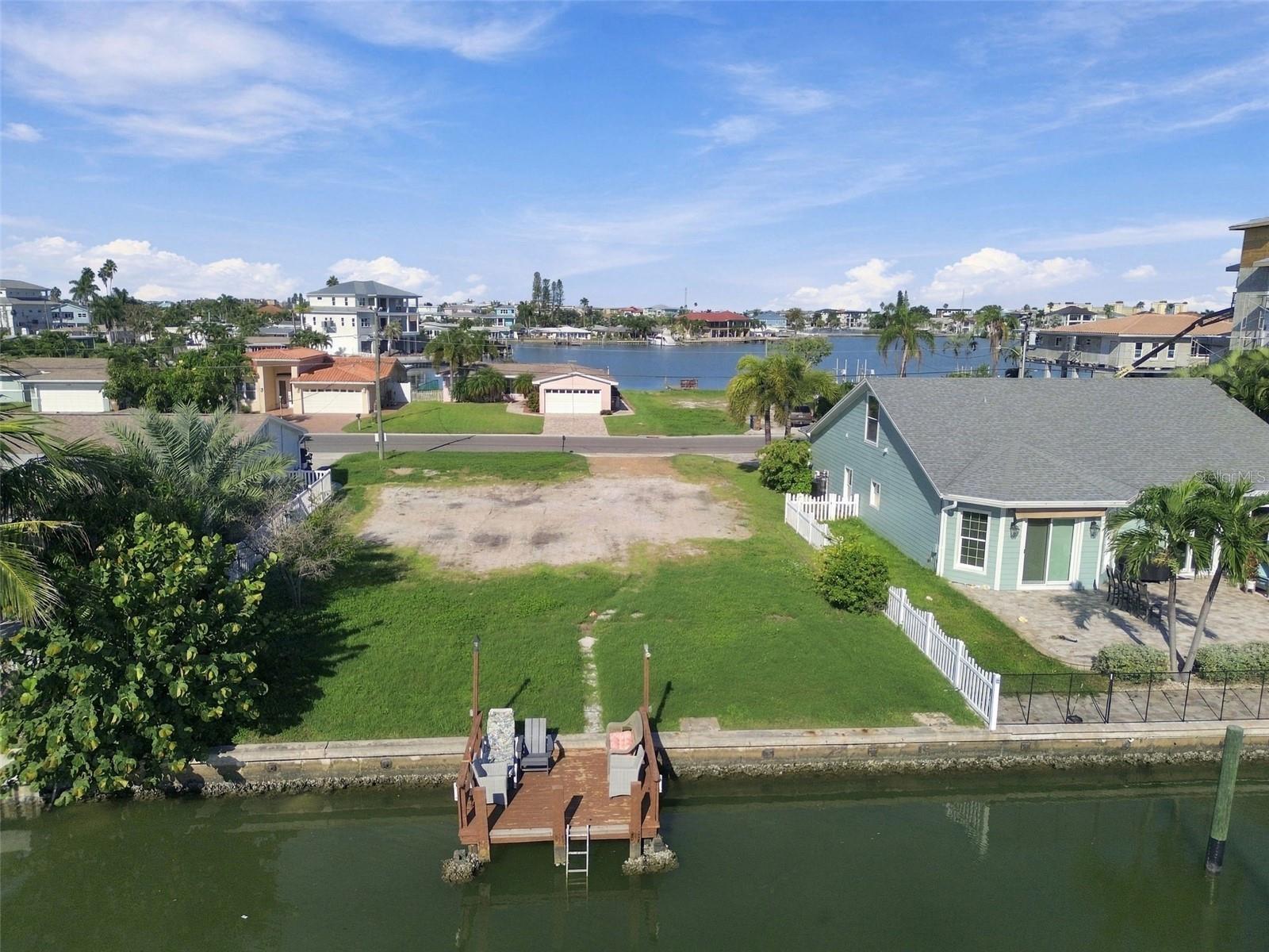 553 CRYSTAL DRIVE, Madeira Beach, FL 33708