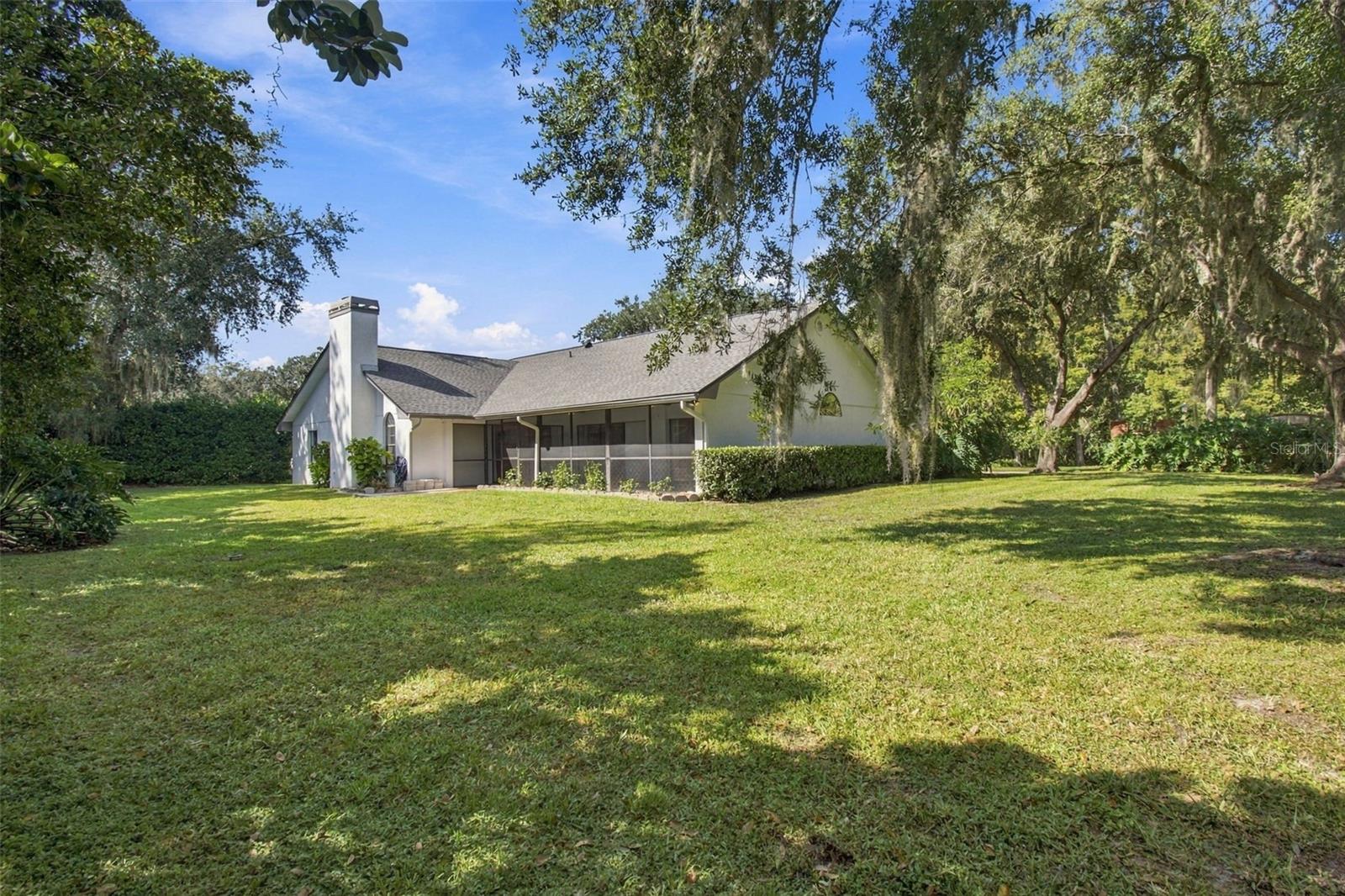 16102 ANCROFT COURT, Tampa, FL 33647
