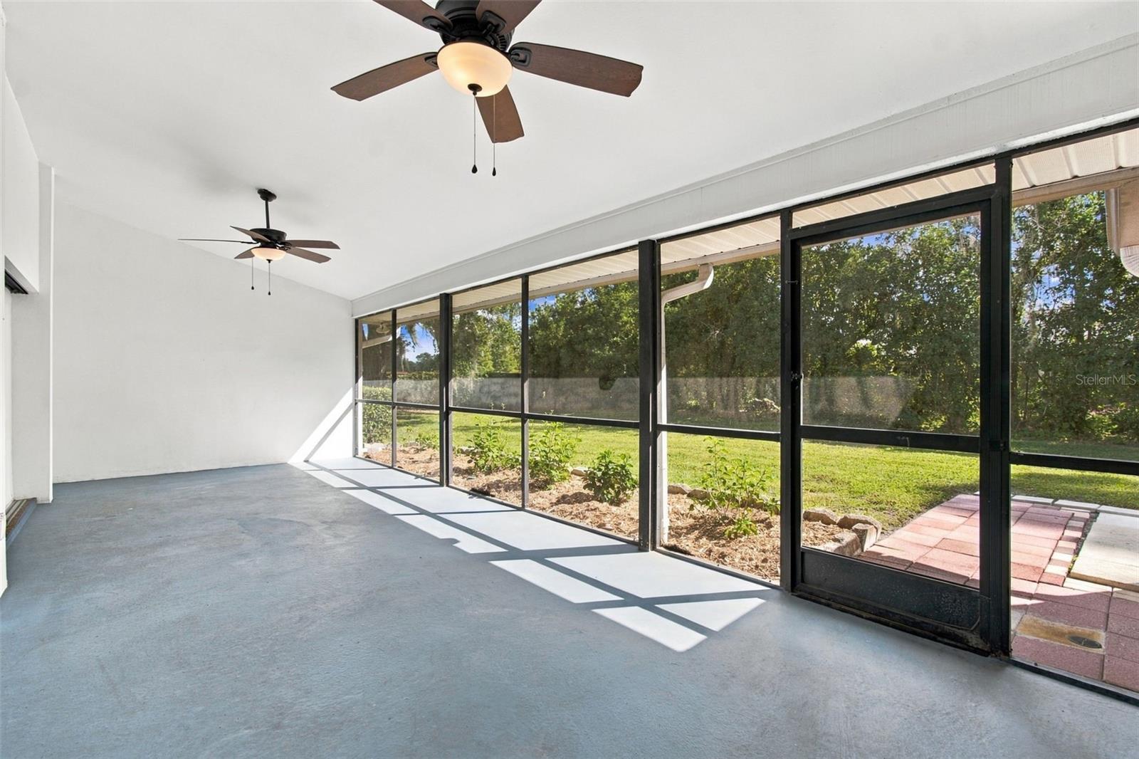16102 ANCROFT COURT, Tampa, FL 33647