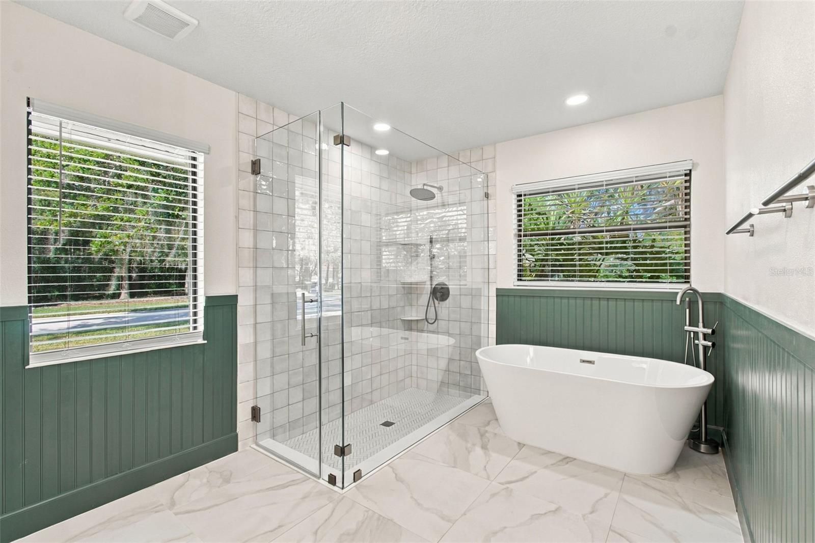 16102 ANCROFT COURT, Tampa, FL 33647