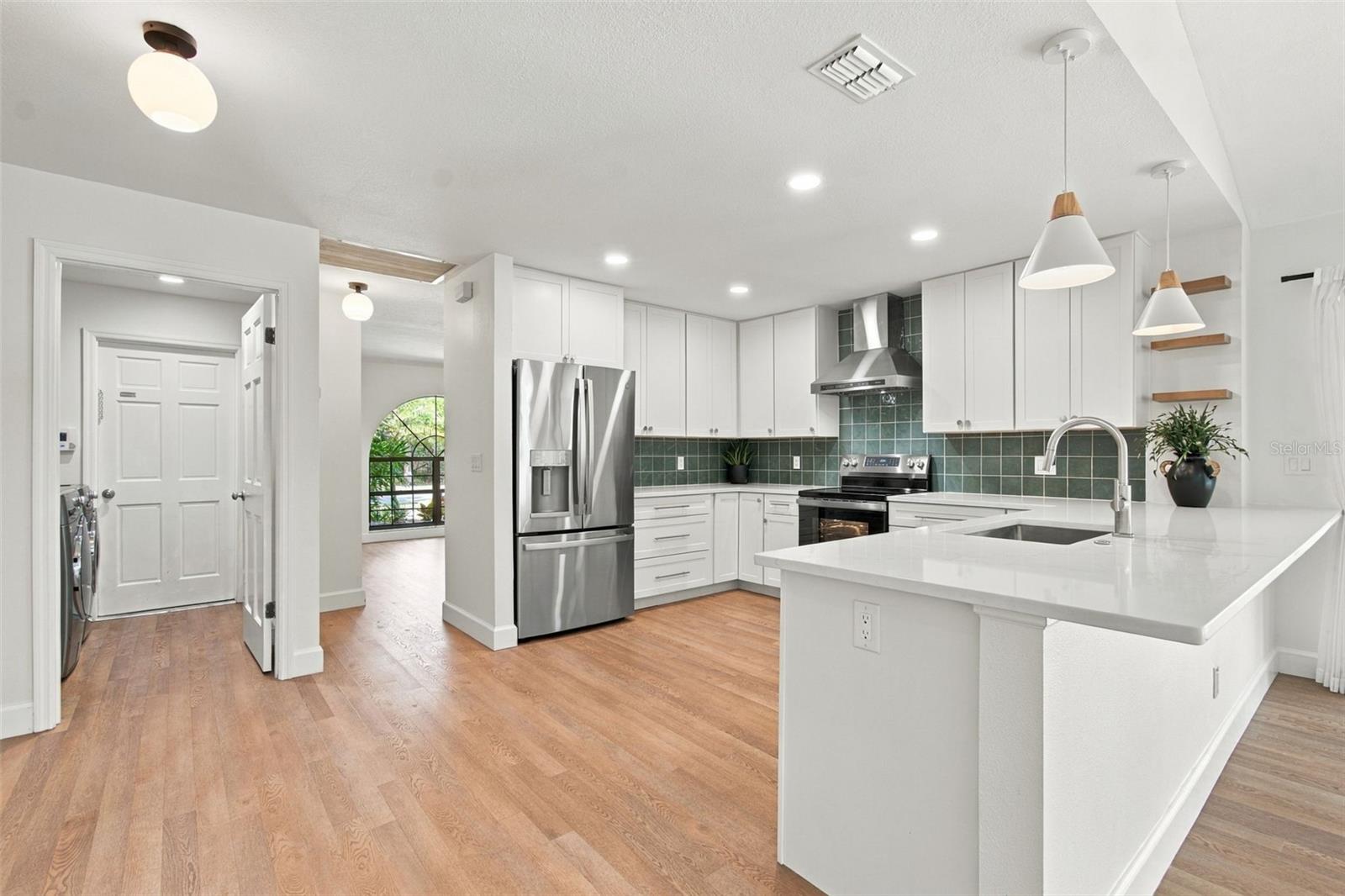 16102 ANCROFT COURT, Tampa, FL 33647