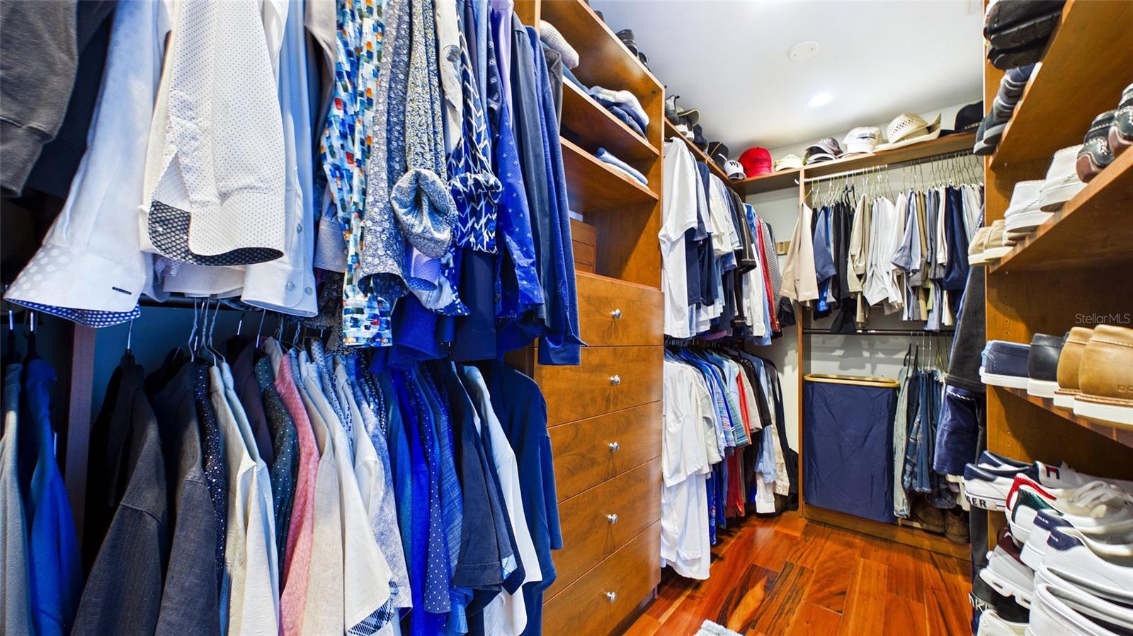 400 BEACH DRIVE NE, #1101, St Petersburg, FL 33701