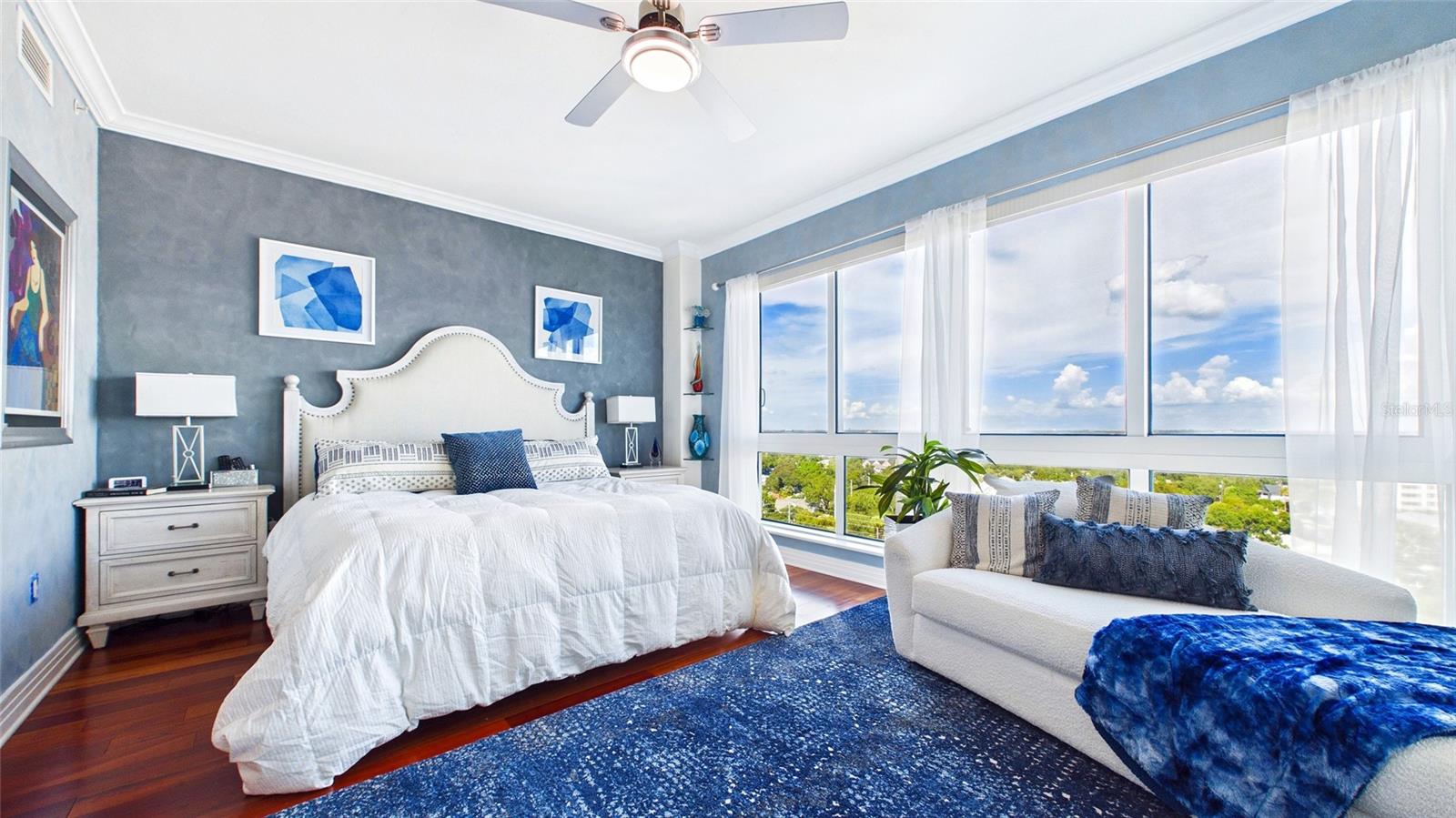 400 BEACH DRIVE NE, #1101, St Petersburg, FL 33701