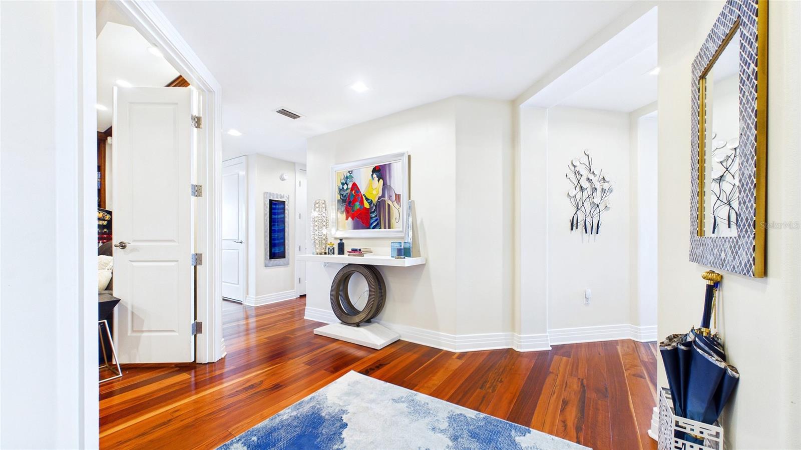 400 BEACH DRIVE NE, #1101, St Petersburg, FL 33701 400 BEACH DRIVE NE, #1101, St Petersburg, FL 33701