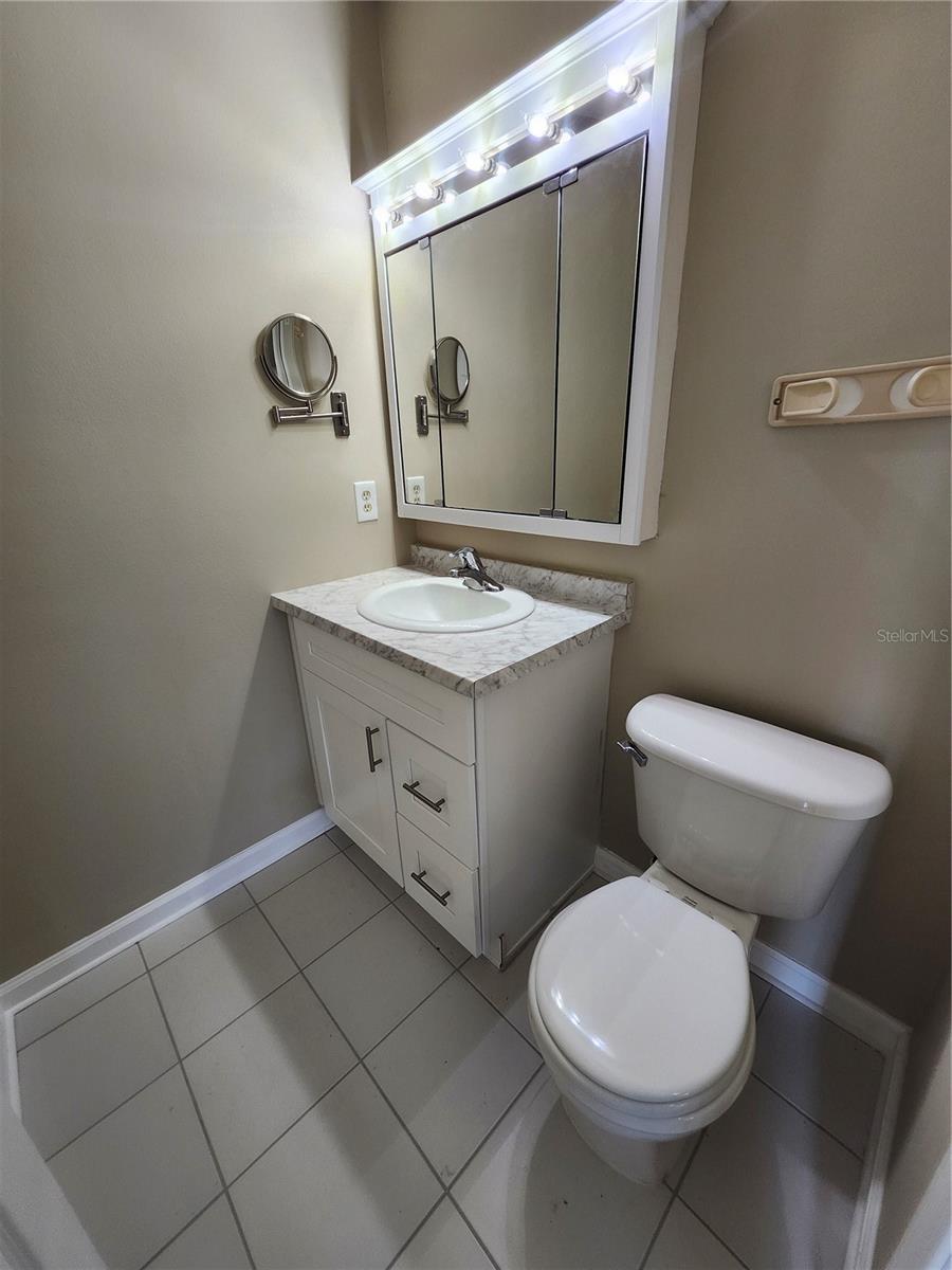 1418 14TH CIRCLE SE, Largo, FL 33771