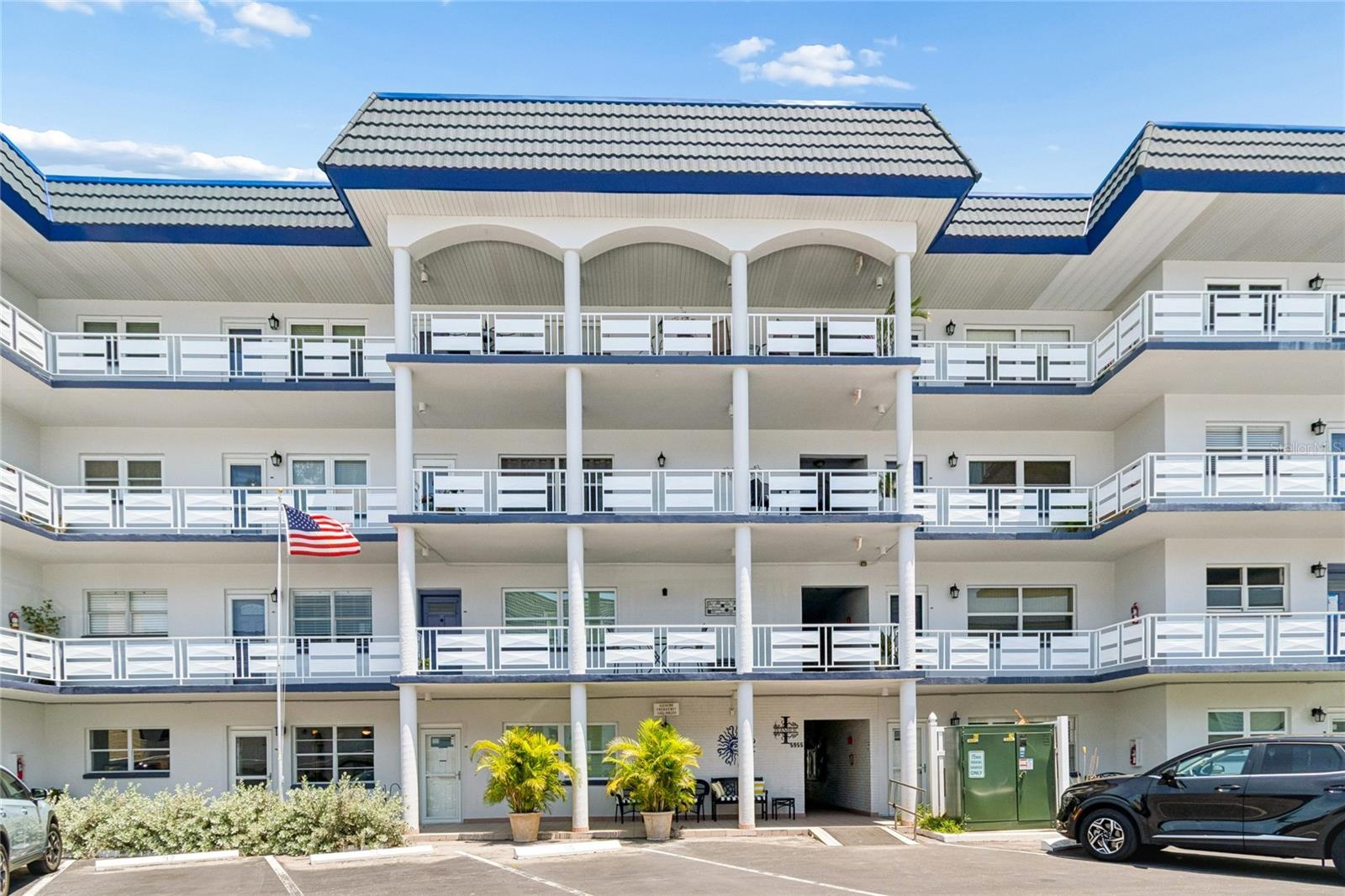 Ivanhoe Front