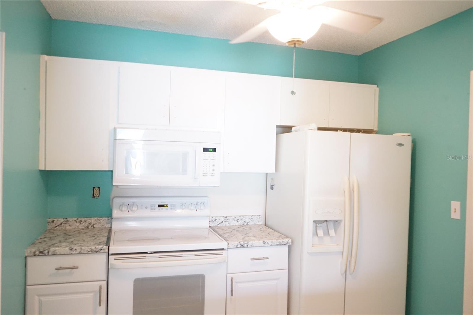 703 HUXLEY PLACE, Sun City Center, FL 33573
