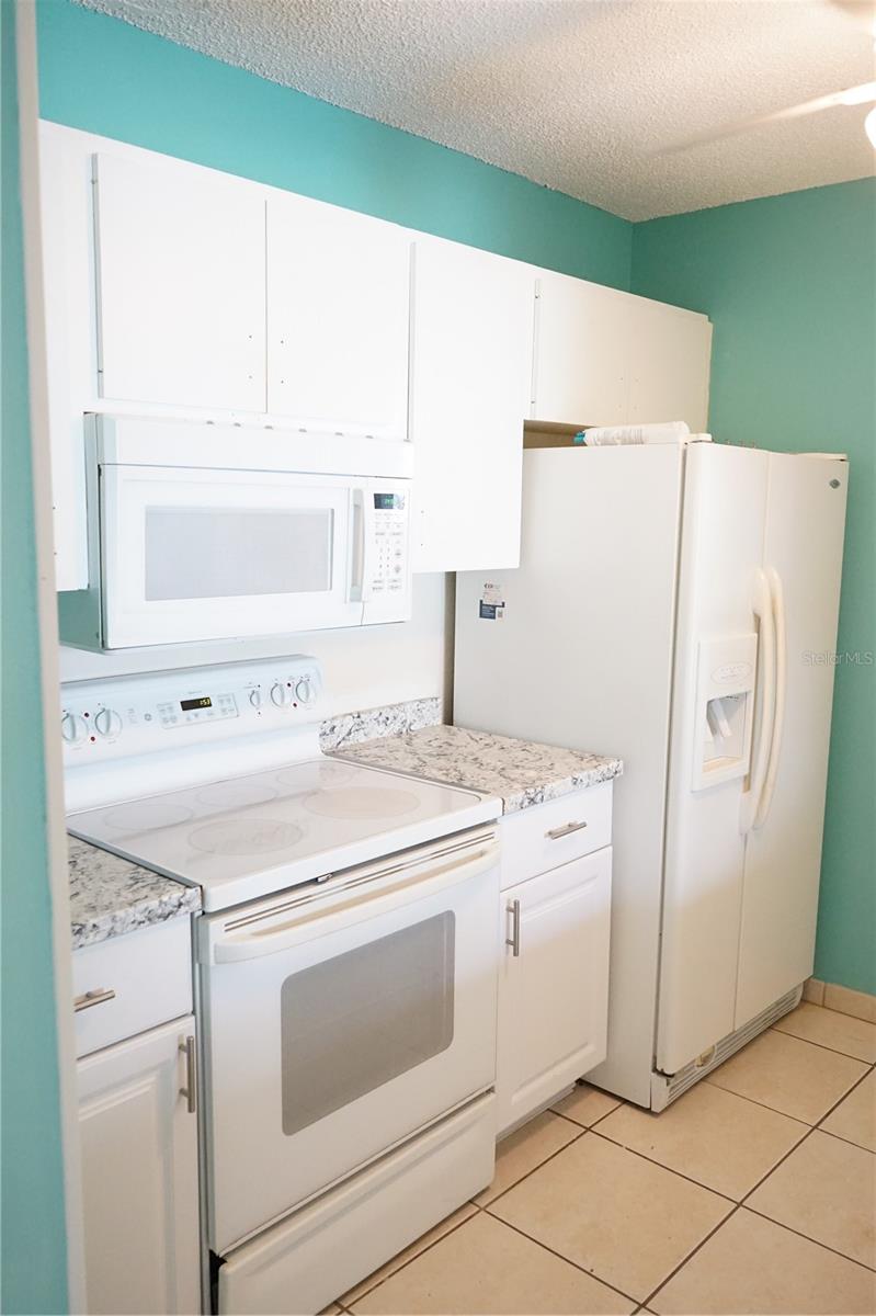 703 HUXLEY PLACE, Sun City Center, FL 33573
