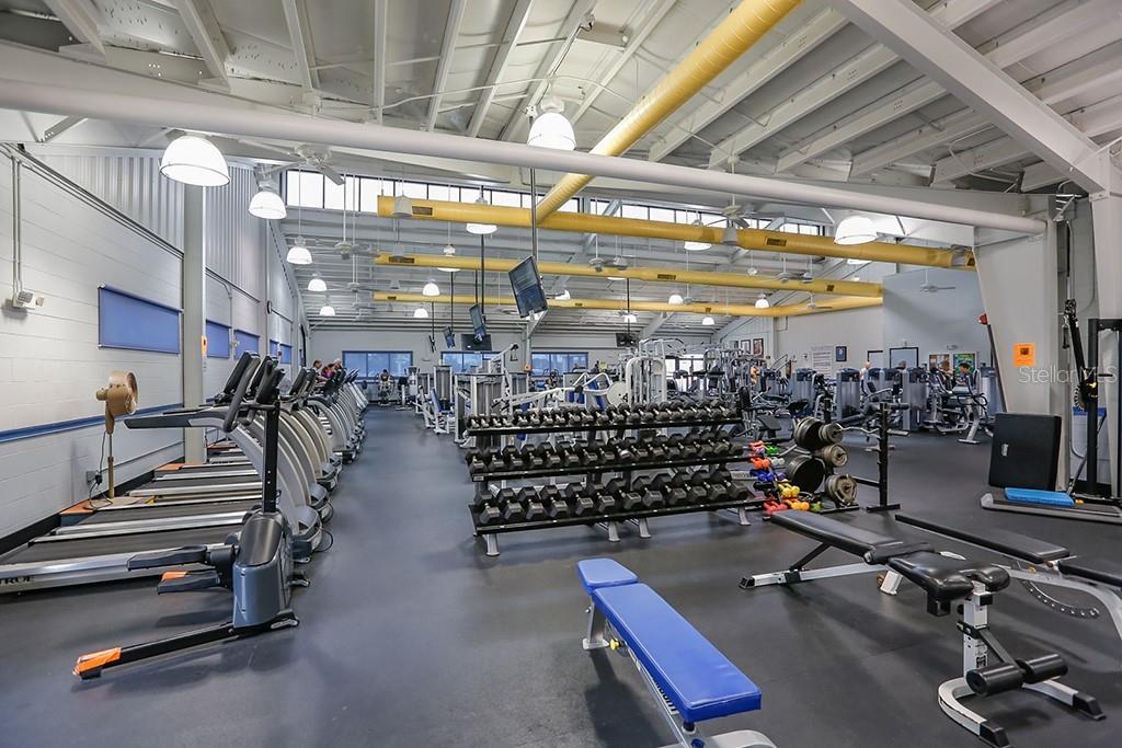 703 HUXLEY PLACE, Sun City Center, FL 33573
