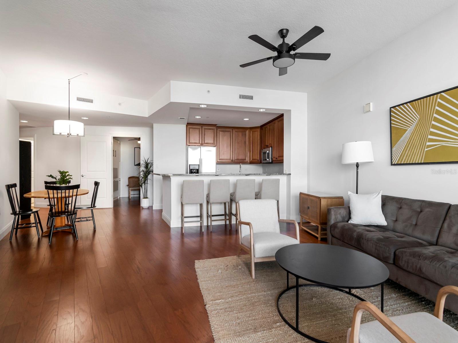 450 KNIGHTS RUN AVENUE, #803, Tampa, FL 33602