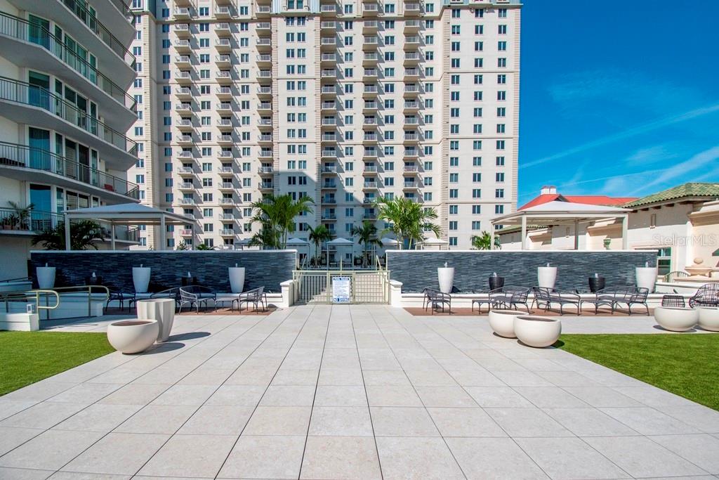 450 KNIGHTS RUN AVENUE, #803, Tampa, FL 33602