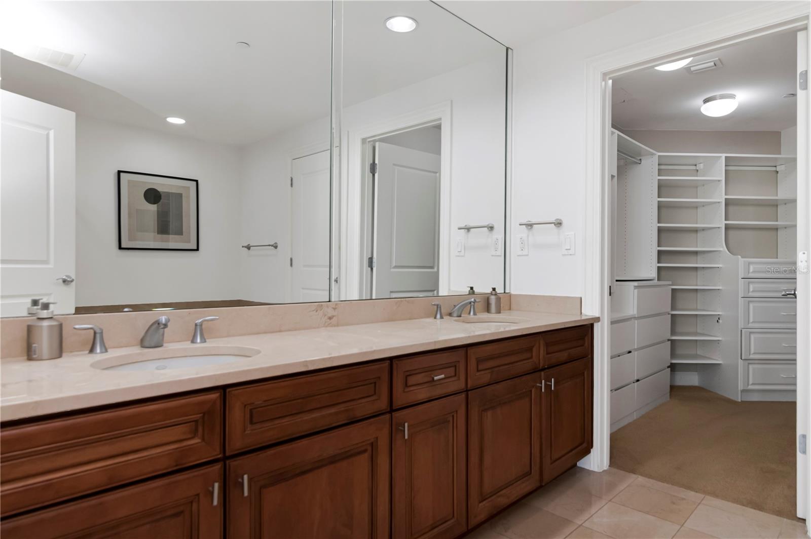 450 KNIGHTS RUN AVENUE, #803, Tampa, FL 33602