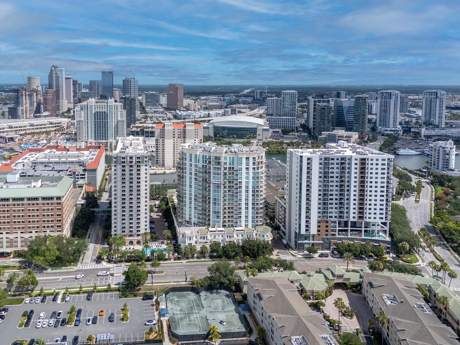 450 KNIGHTS RUN AVENUE, #803, Tampa, FL 33602