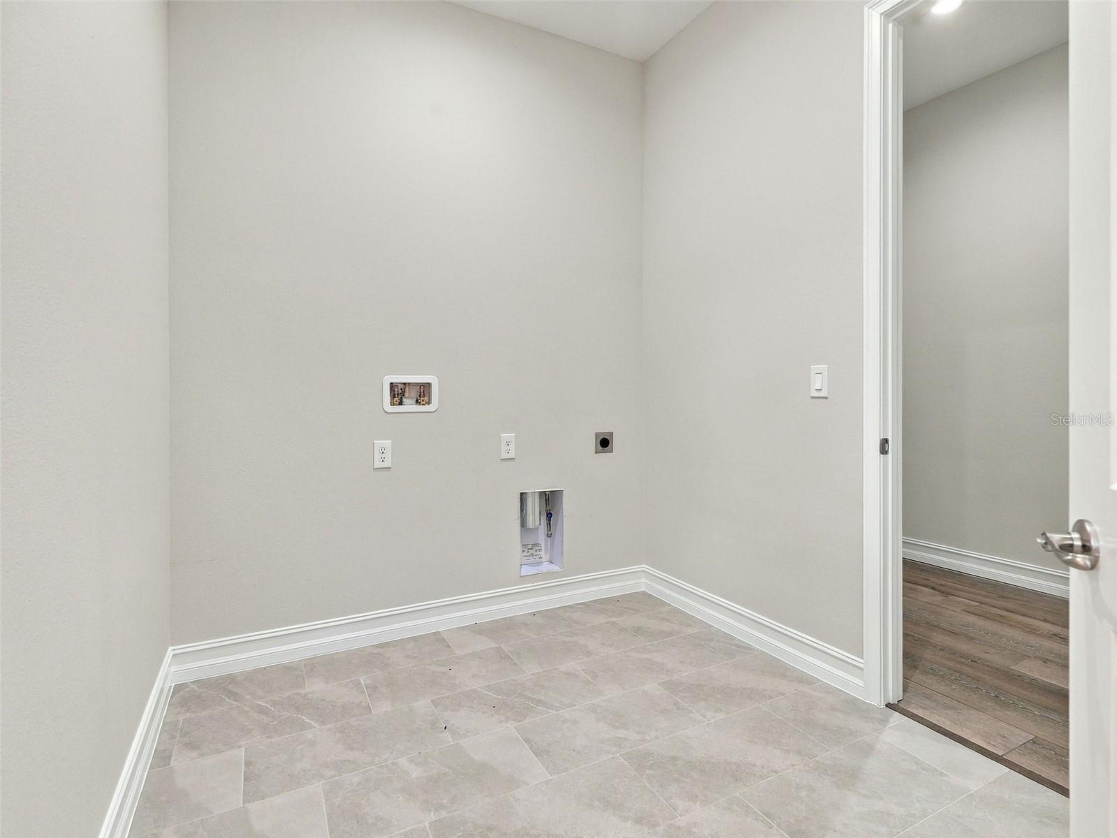 3970 SOUTHERN VALLEY LOOP, Brooksville, FL 34601