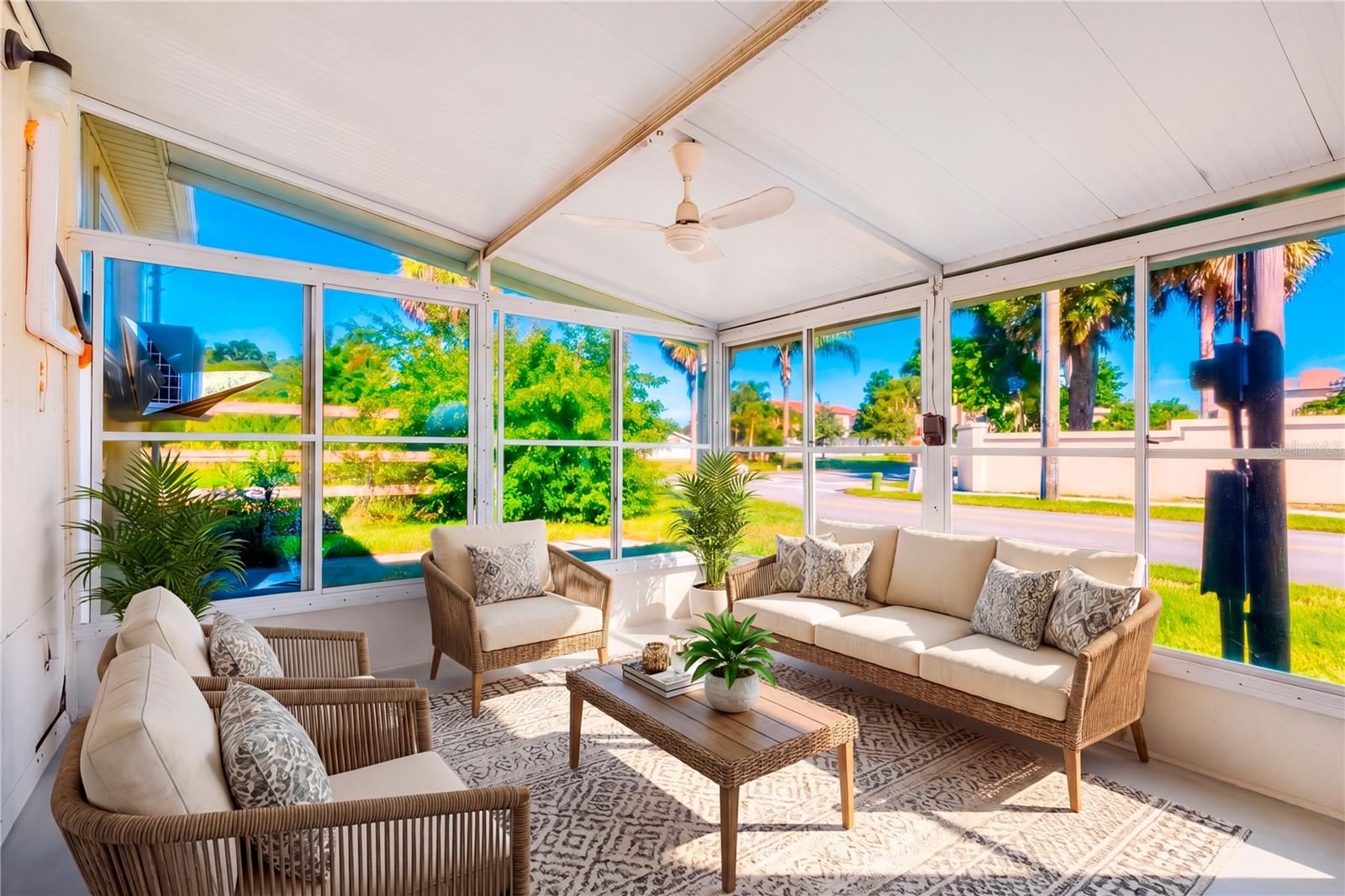 5044 SOUTHTOWNE LOOP, New Port Richey, FL 34652 5044 SOUTHTOWNE LOOP, New Port Richey, FL 34652
