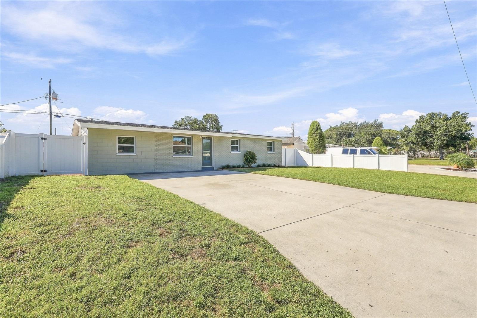 4544 W MINNEHAHA STREET, Tampa, FL 33614
