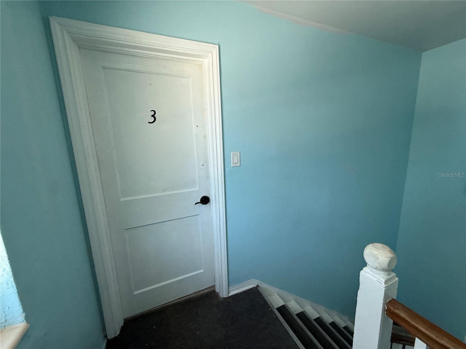 2nd Close - Inside Entrance to unit