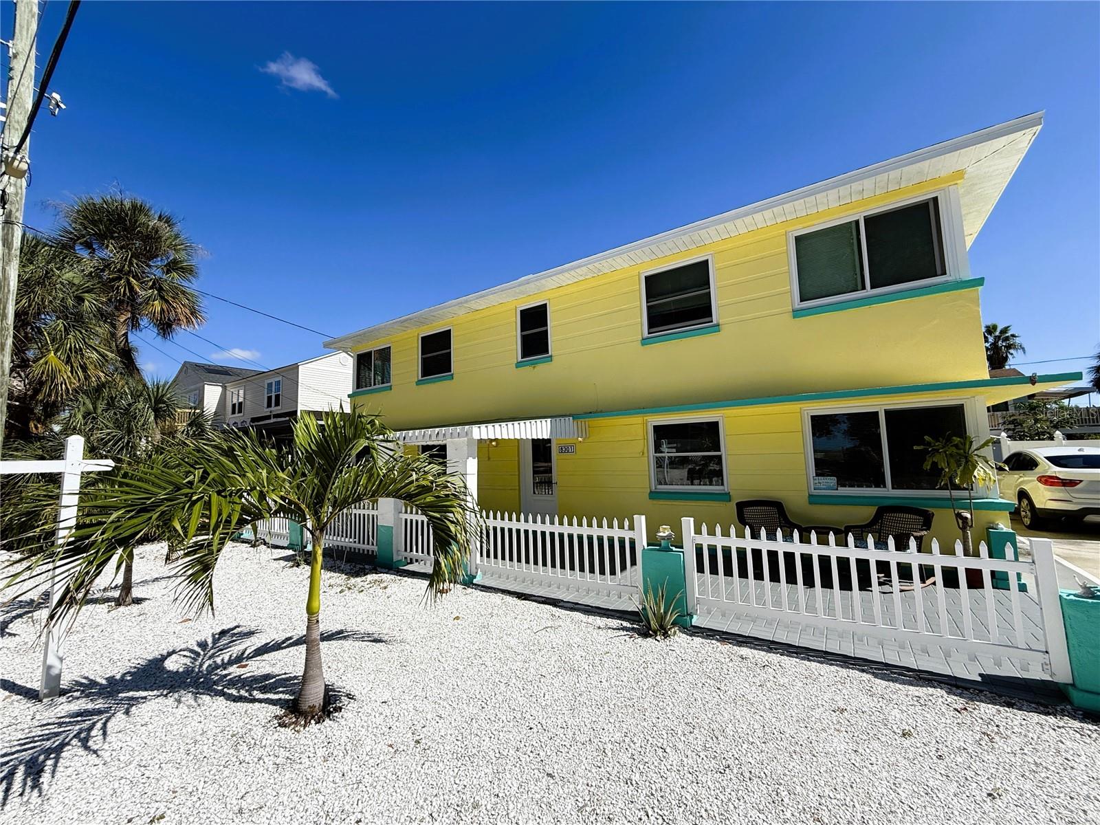 8301 W Gulf Blvd in Synset Beach, Treasure Island 8301 W Gulf Blvd in Synset Beach, Treasure Island