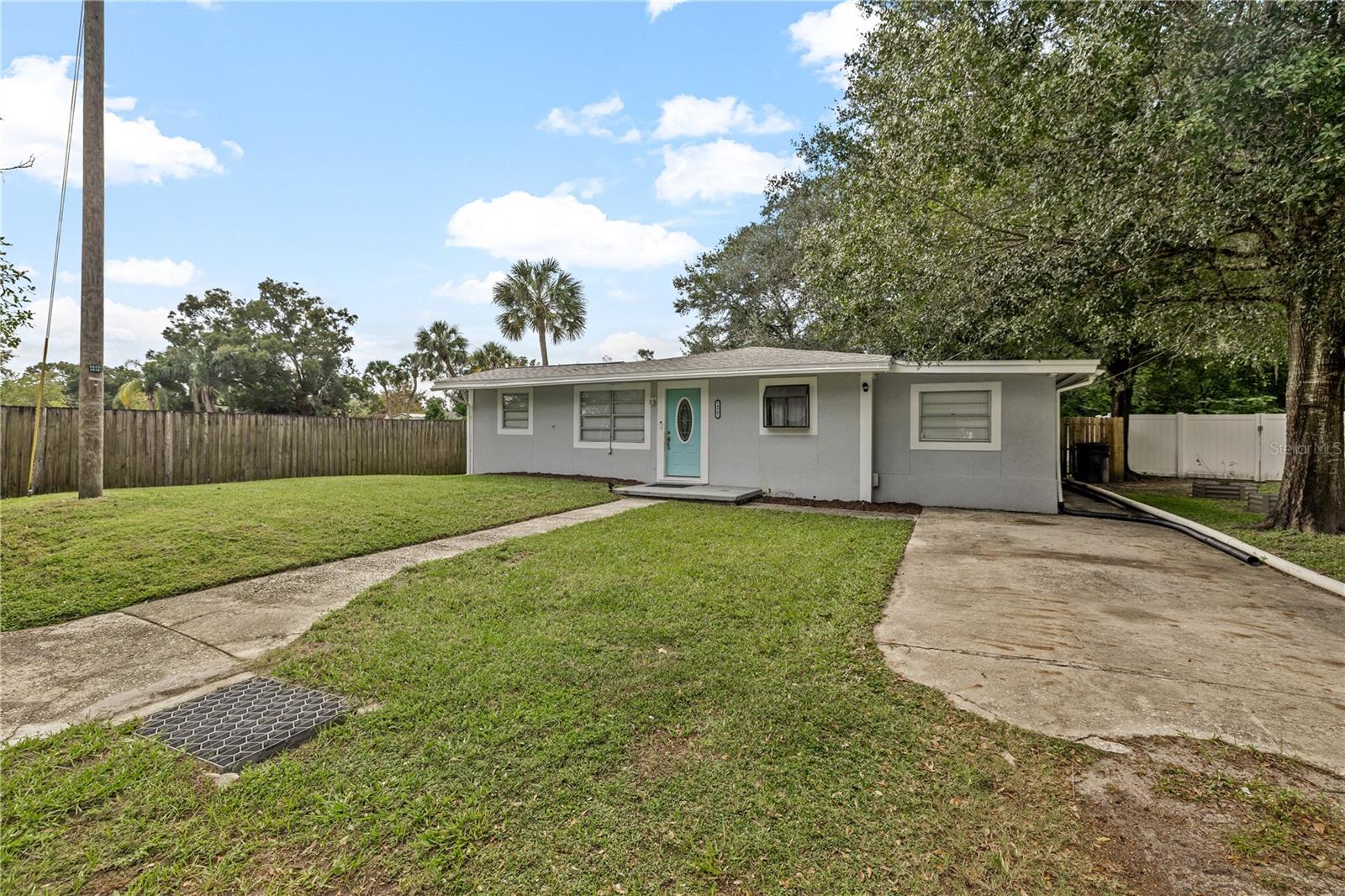 14902 PINECREST ROAD, Tampa, FL 33613