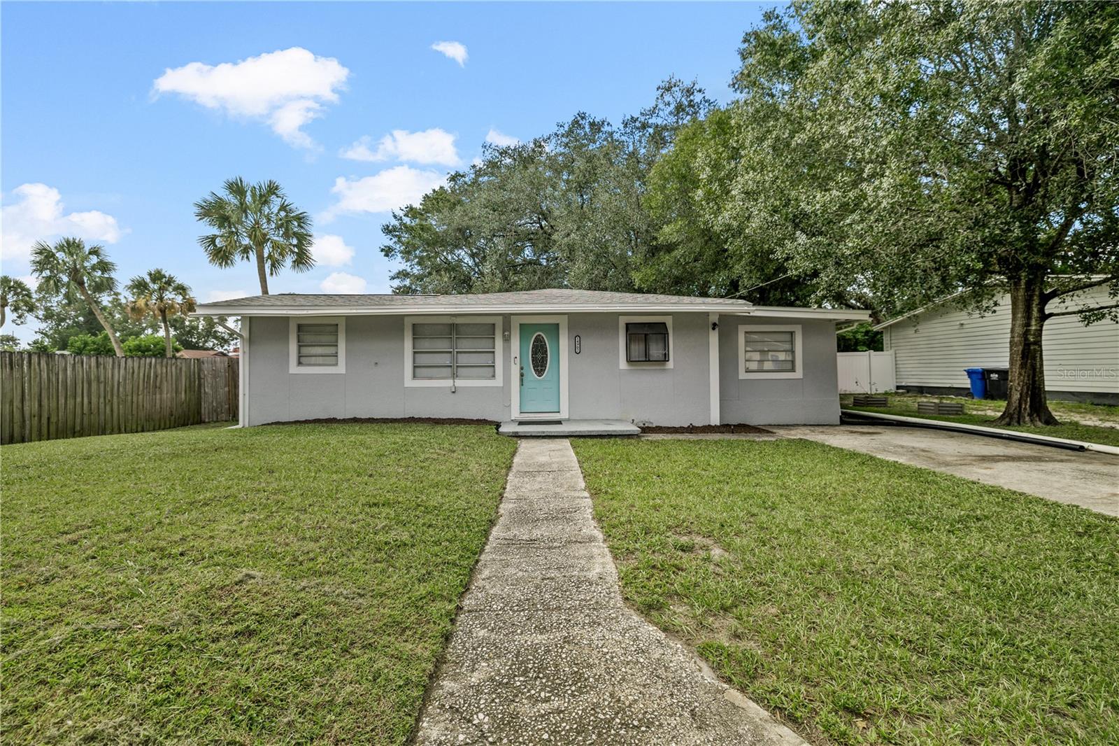 14902 PINECREST ROAD, Tampa, FL 33613