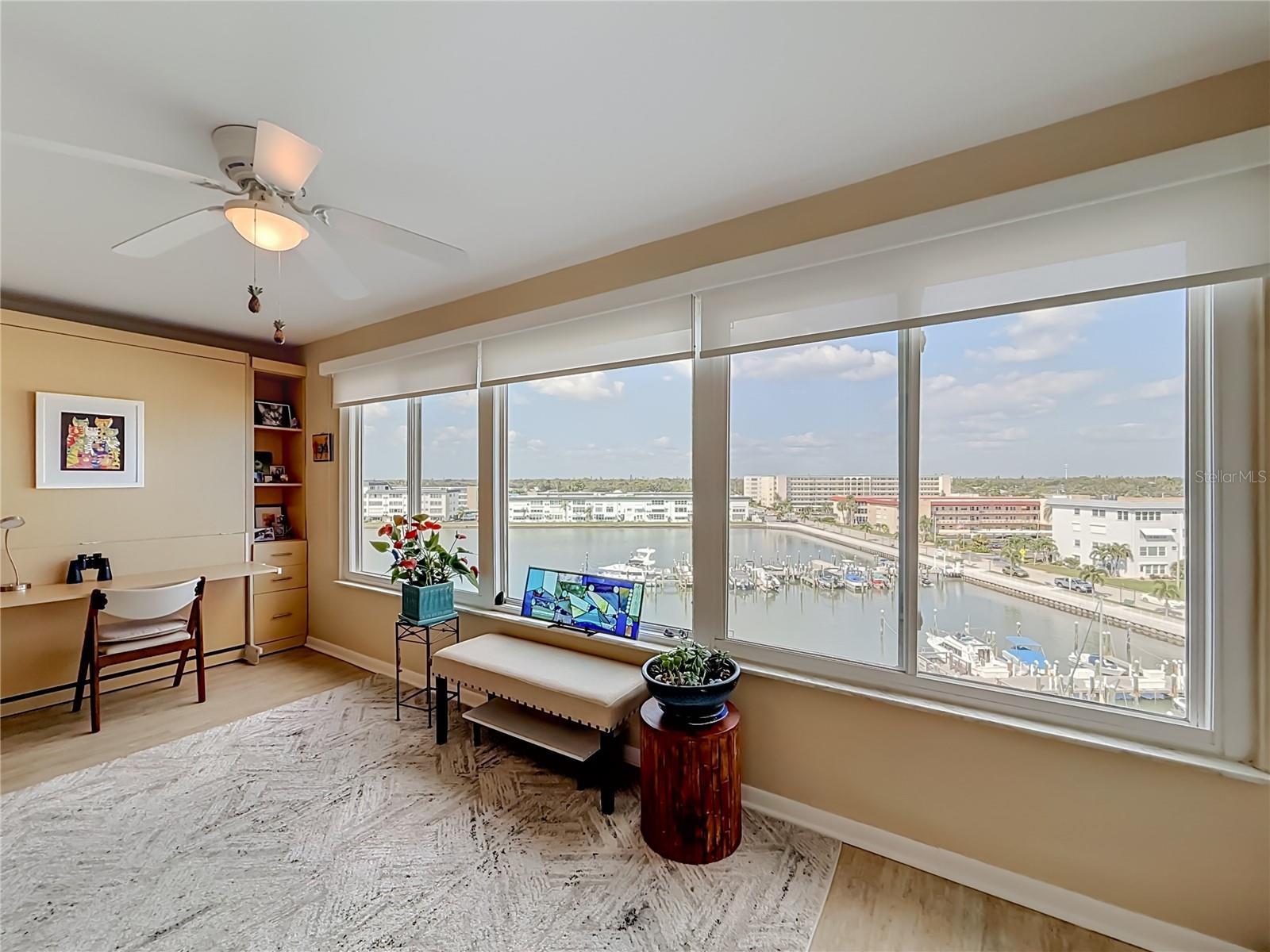5925 SHORE BOULEVARD S, #611, Gulfport, FL 33707