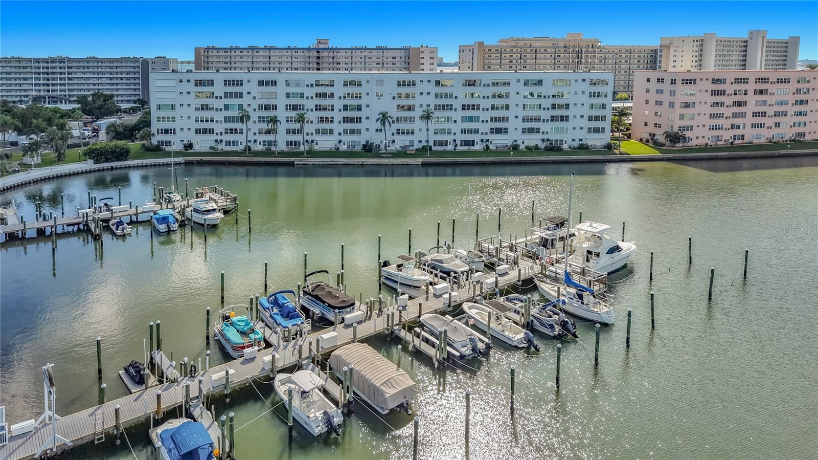 5925 SHORE BOULEVARD S, #611, Gulfport, FL 33707