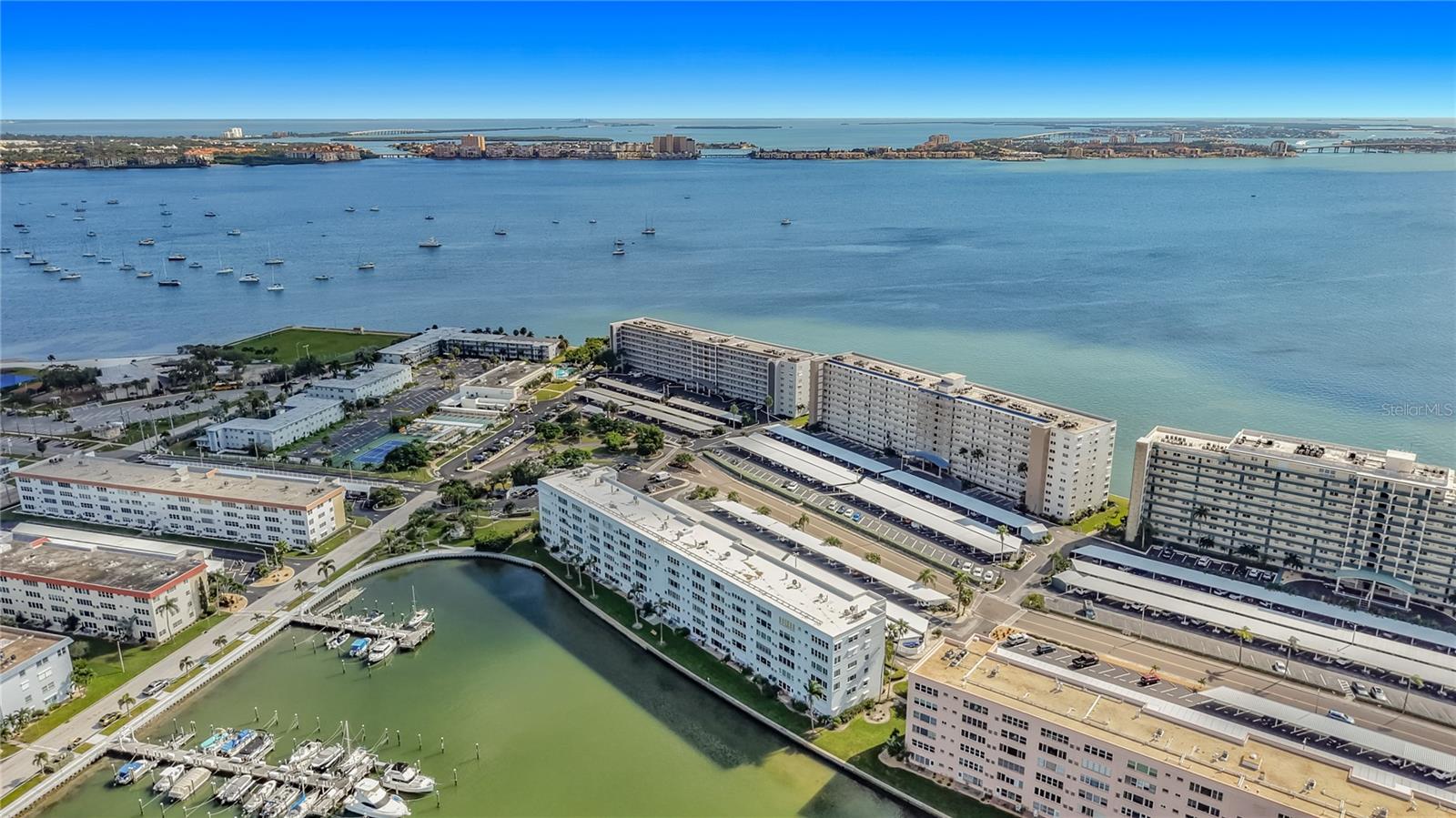 5925 SHORE BOULEVARD S, #611, Gulfport, FL 33707