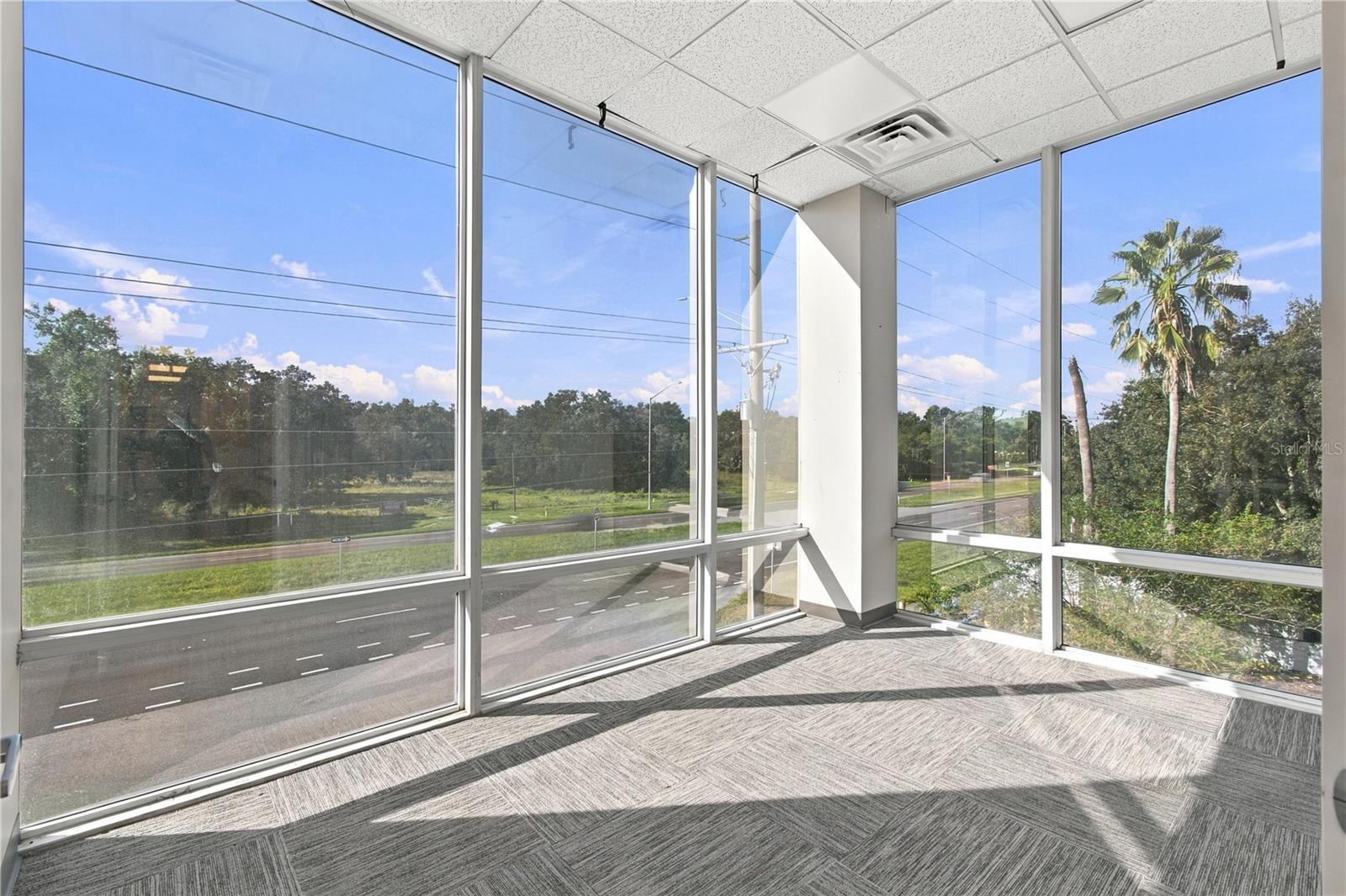 2350 E STATE ROAD 60, Valrico, FL 33594