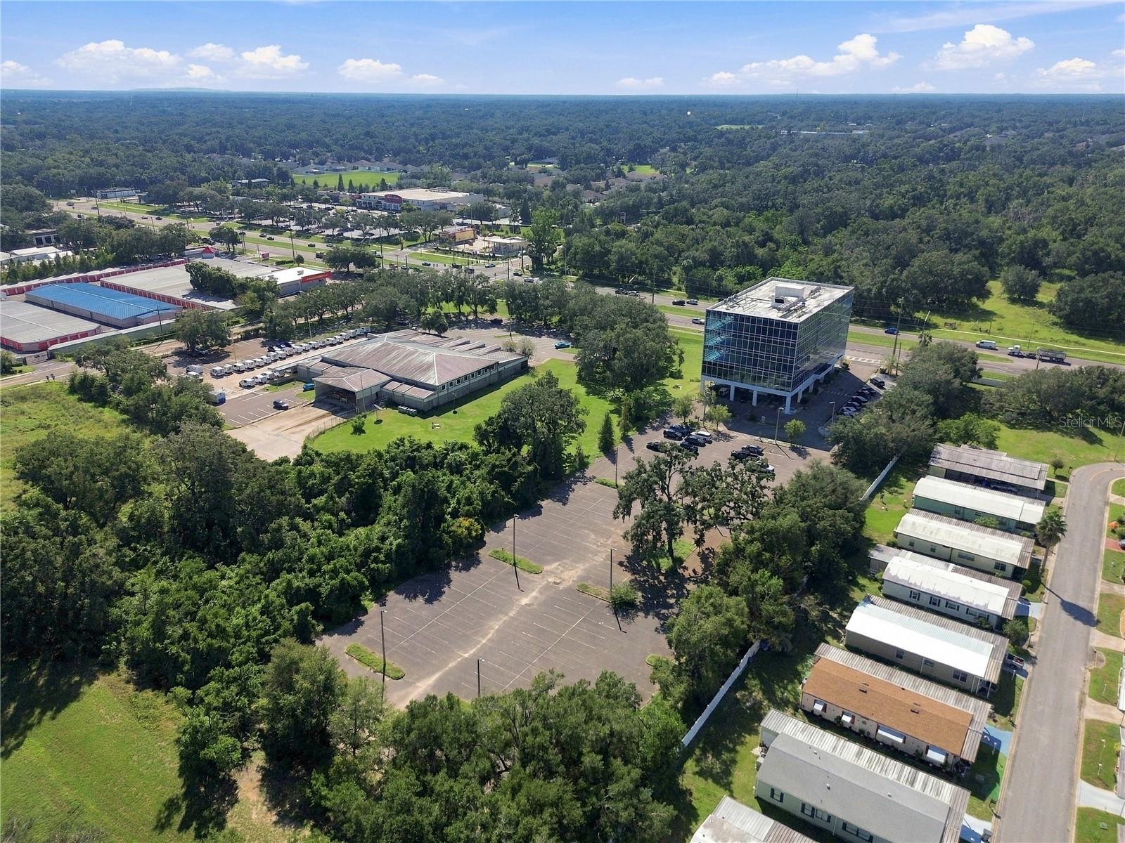 2350 E STATE ROAD 60, Valrico, FL 33594
