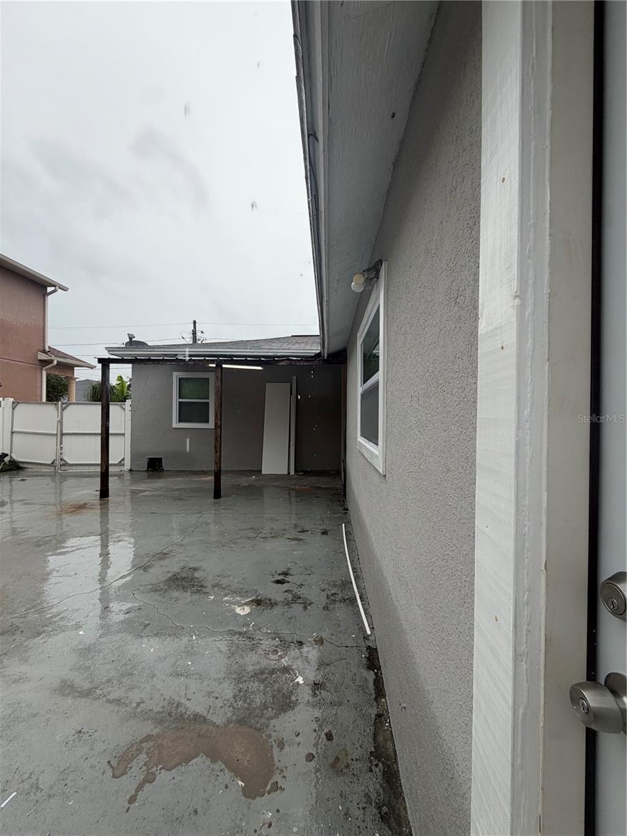 3318 W AILEEN STREET, Tampa, FL 33607