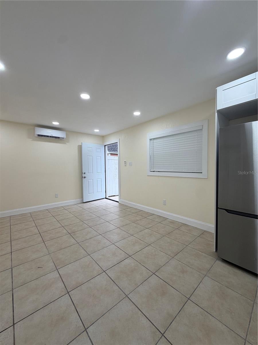 3318 W AILEEN STREET, Tampa, FL 33607