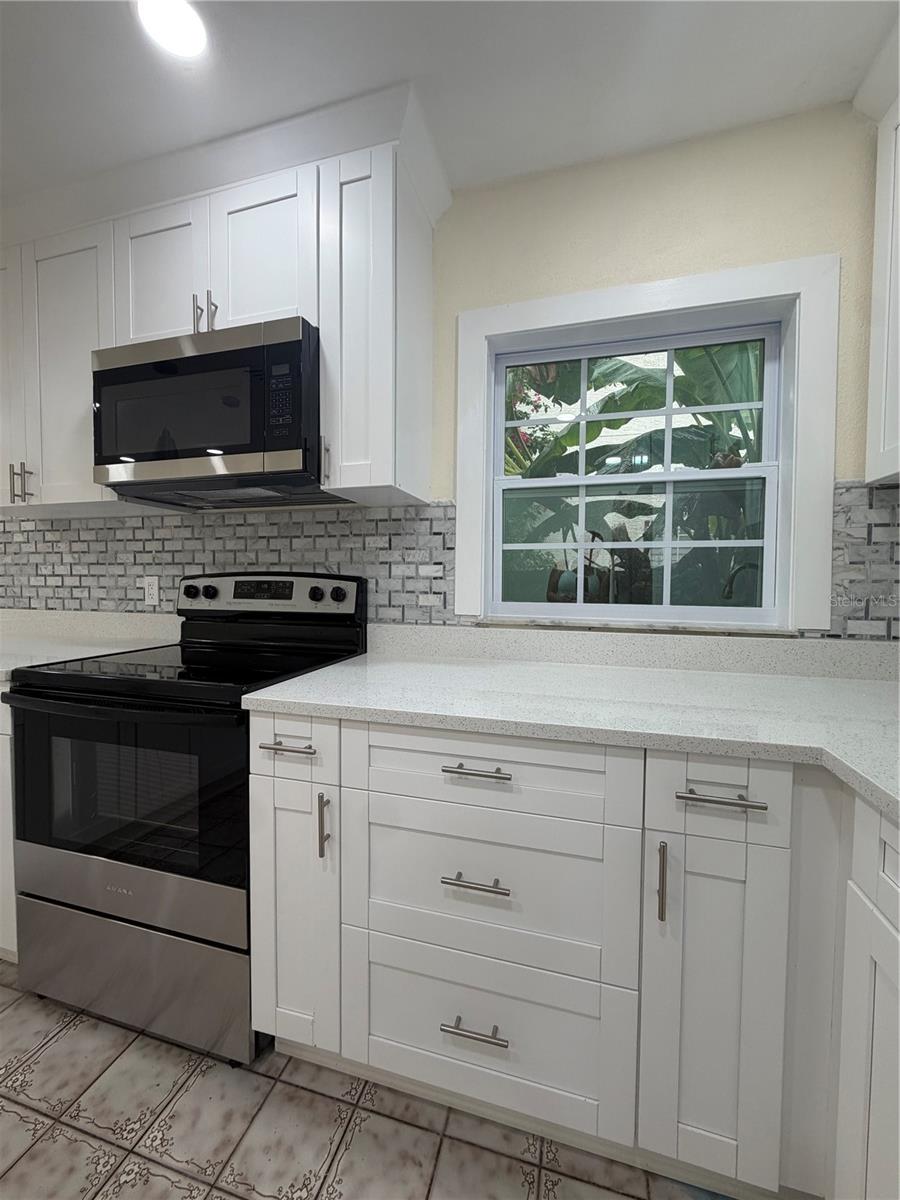 3318 W AILEEN STREET, Tampa, FL 33607