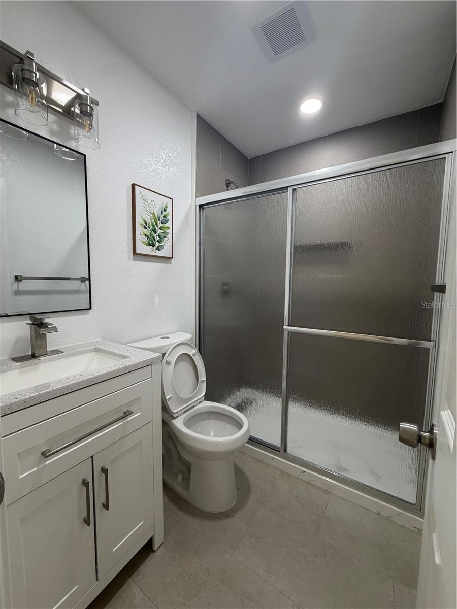 3318 W AILEEN STREET, Tampa, FL 33607