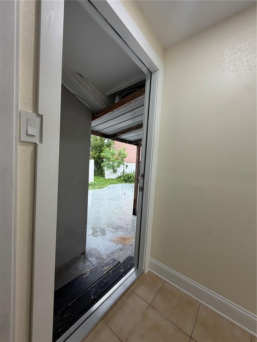 3318 W AILEEN STREET, Tampa, FL 33607