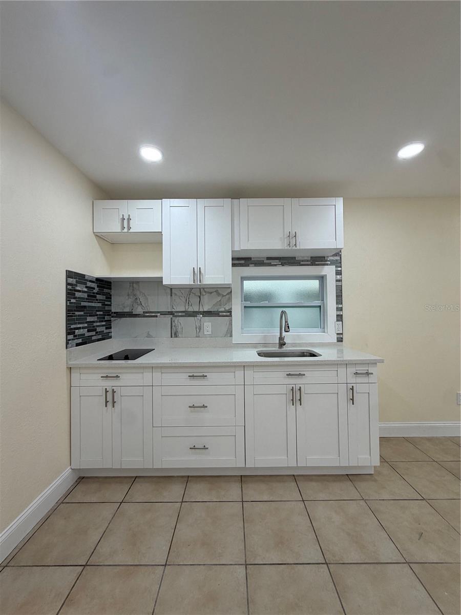 3318 W AILEEN STREET, Tampa, FL 33607