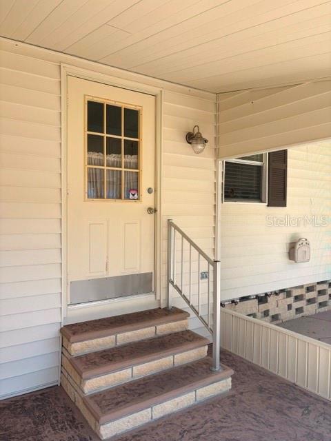 Screened Patio Entry