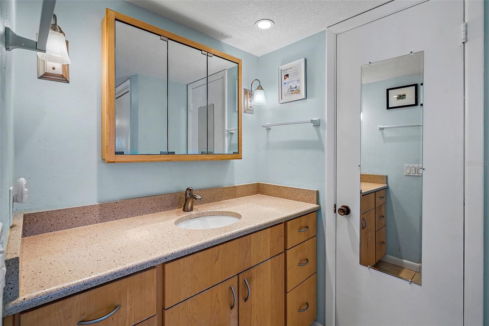 5000 GULF BOULEVARD, #304, St Pete Beach, FL 33706