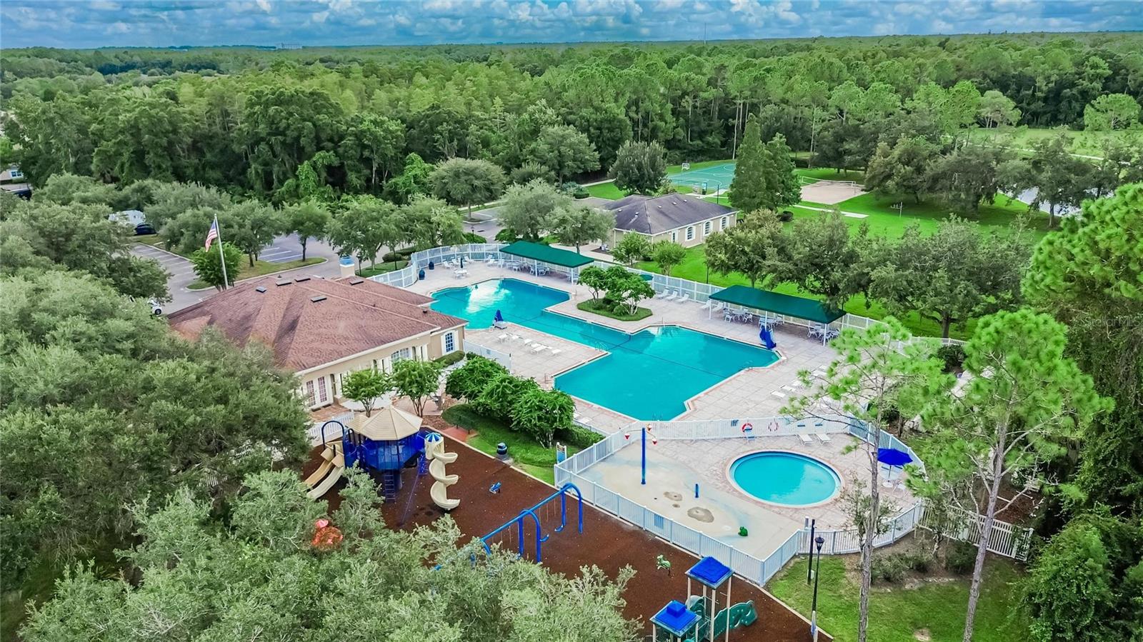 Amenity Center/pool