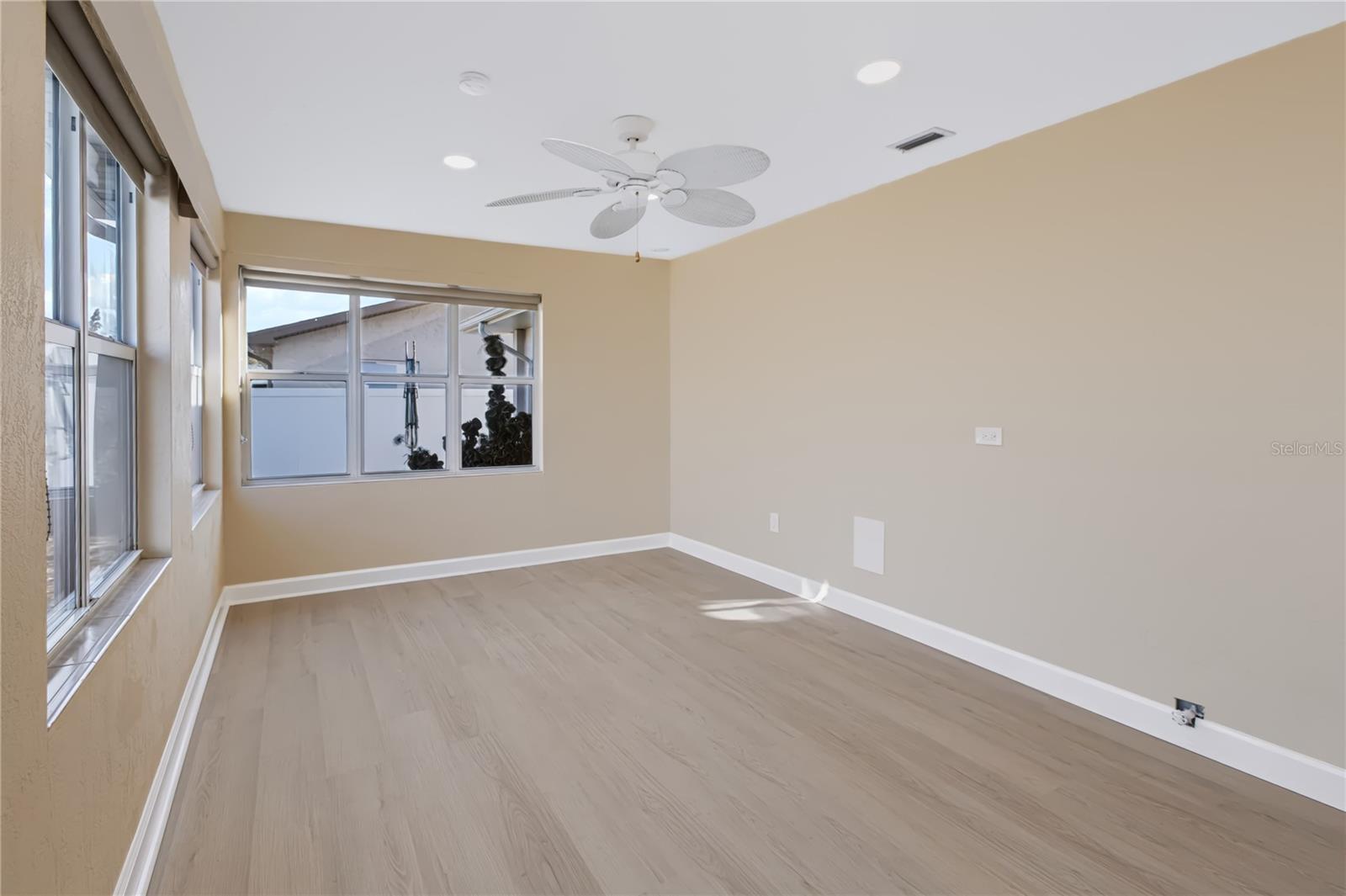 Flex space or bonus room with Florida Room access
