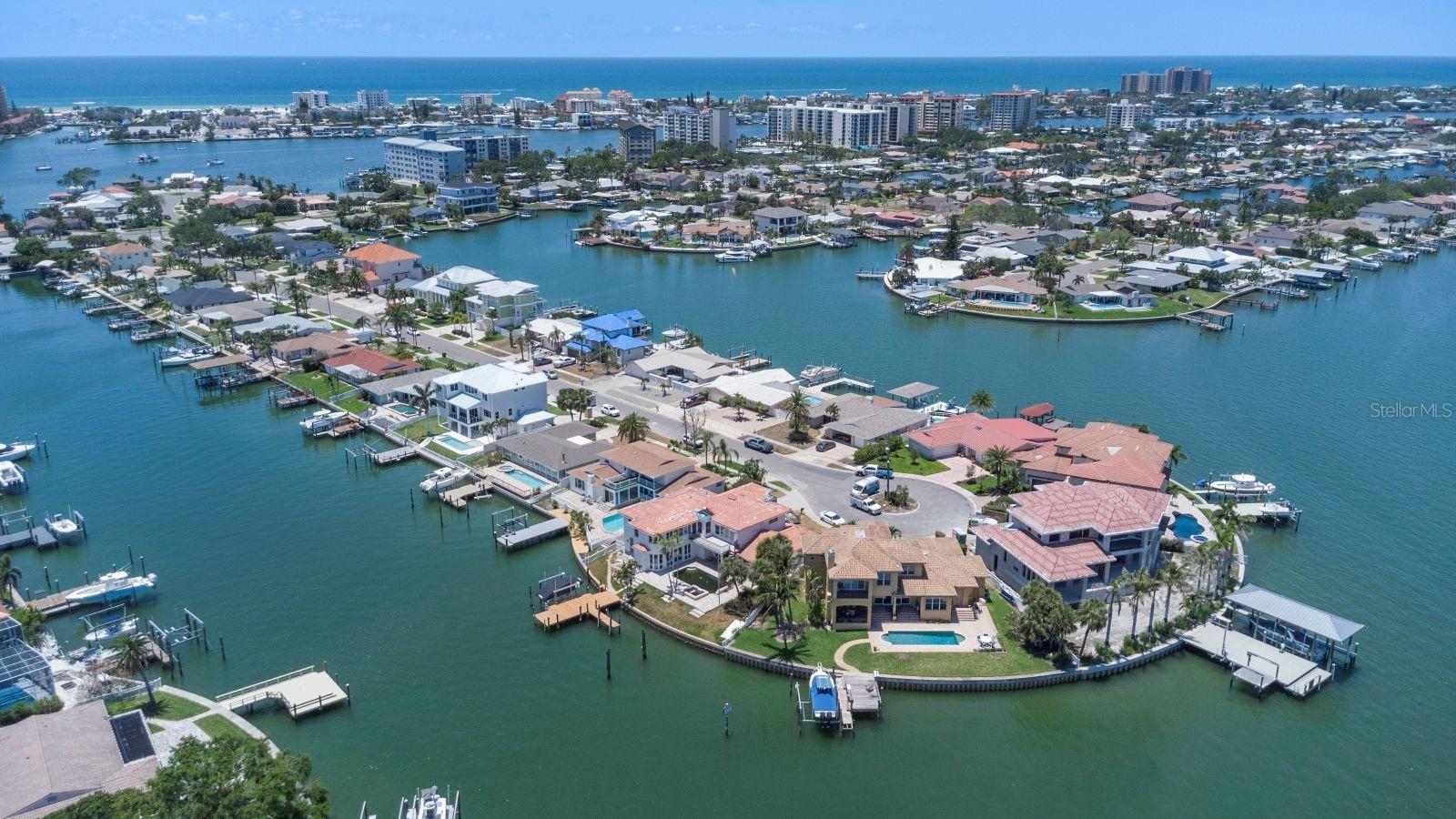 451 PALM ISLAND NE, Clearwater Beach, FL 33767