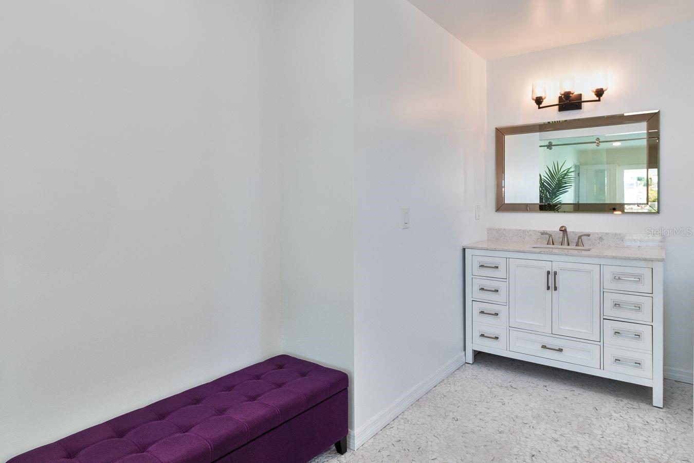 451 PALM ISLAND NE, Clearwater Beach, FL 33767