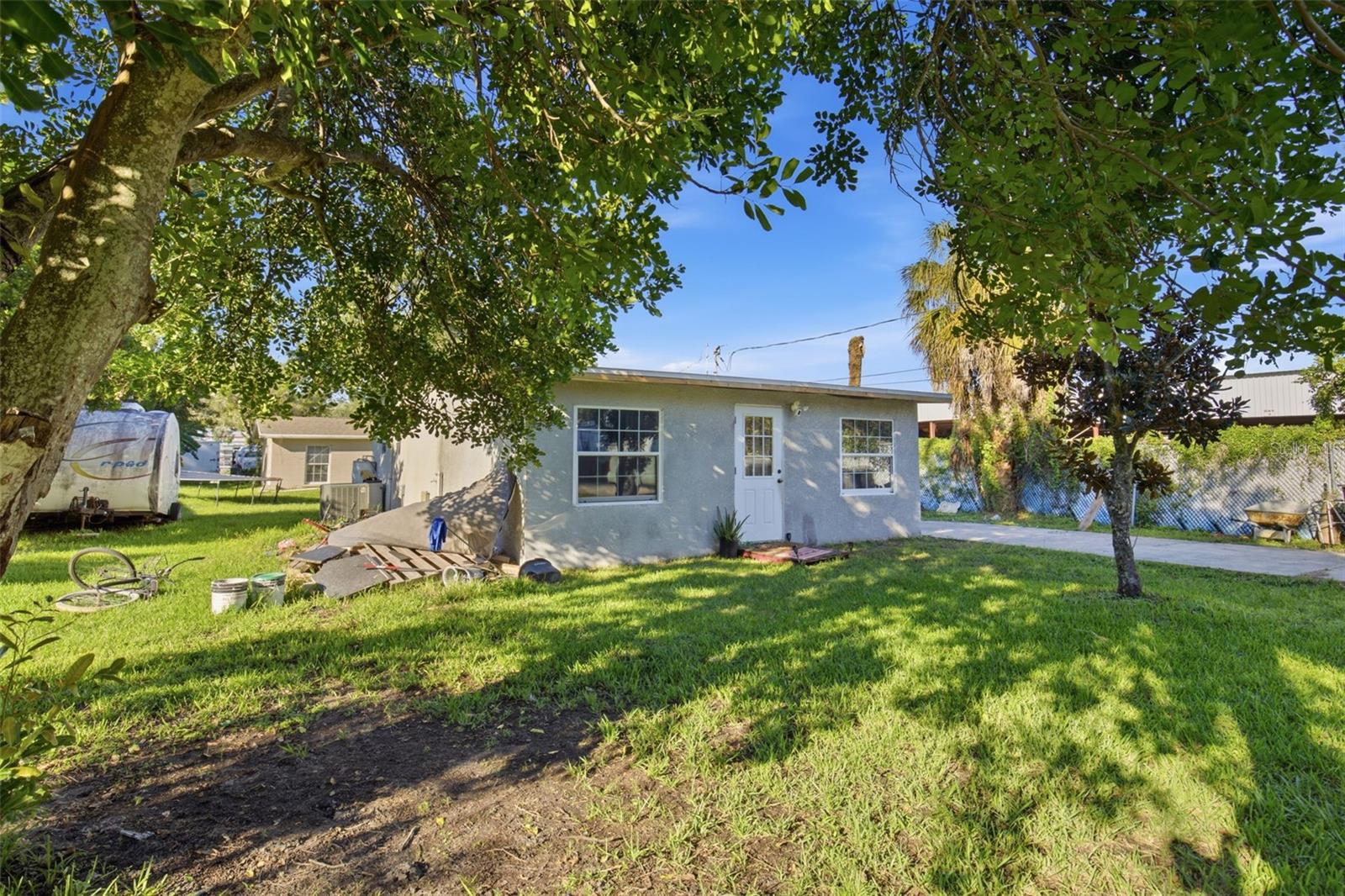 6124 NUNDY AVENUE, Gibsonton, FL 33534