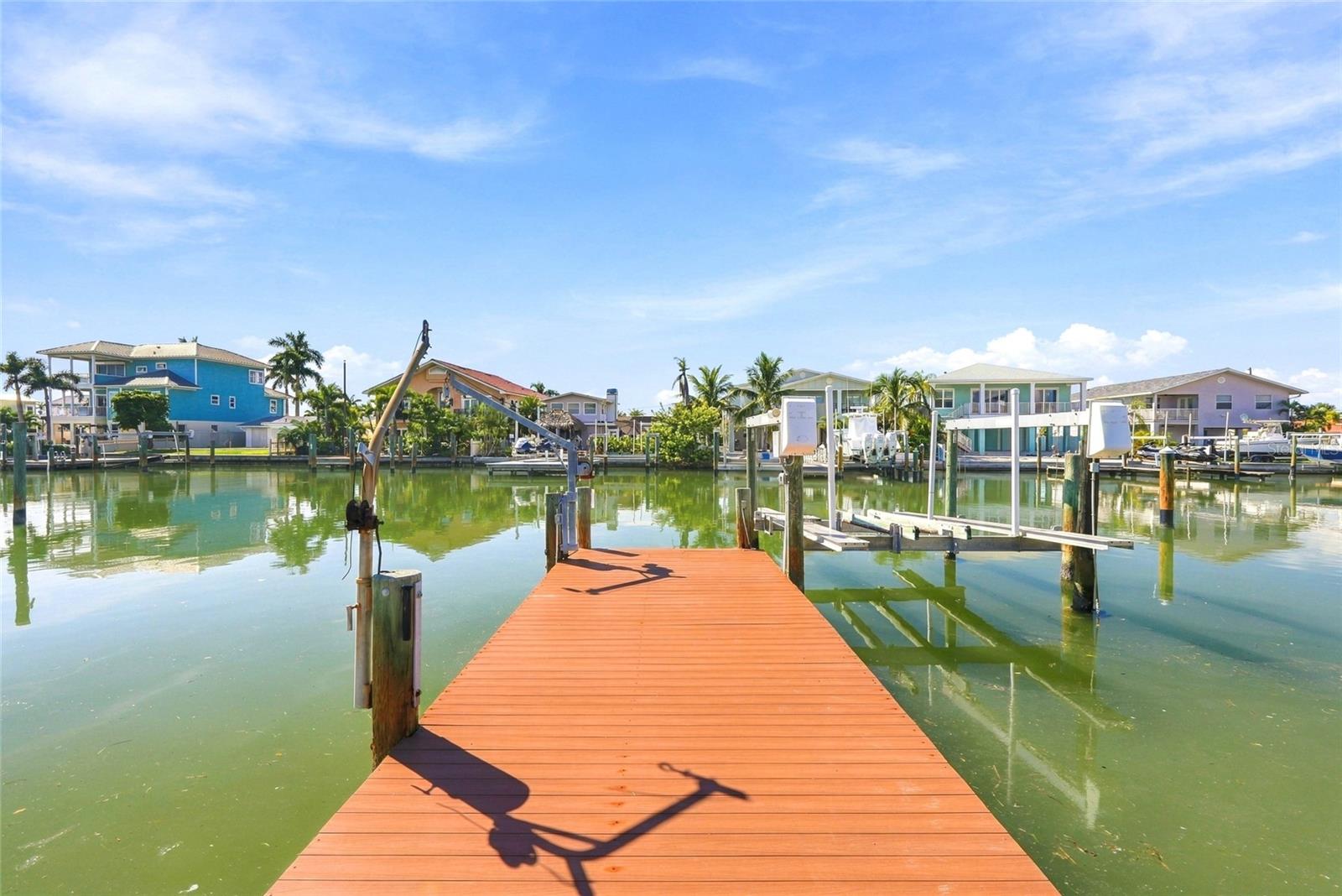 556 JOHNS PASS AVENUE, Madeira Beach, FL 33708