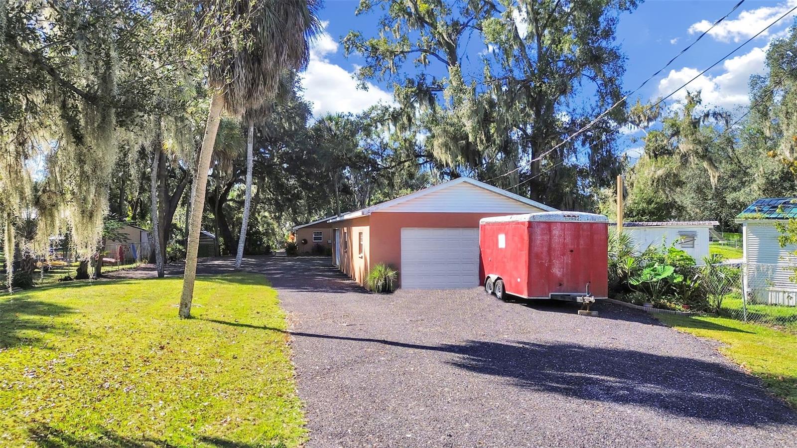Detached Garage