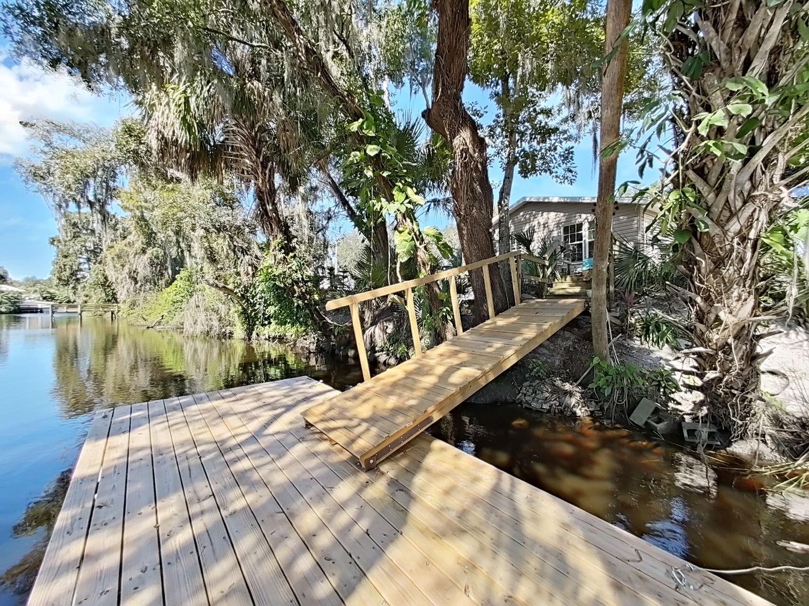 Private Floating Dock in Alafia River